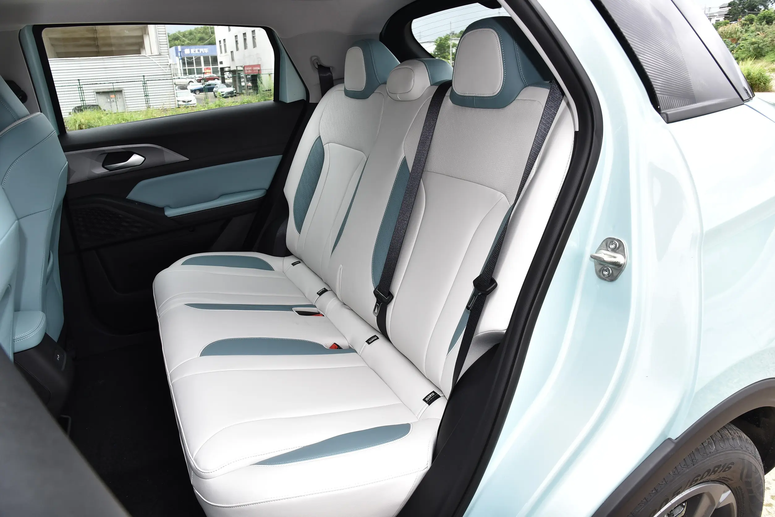 Geely Geometry E Firefly 2024 space-2