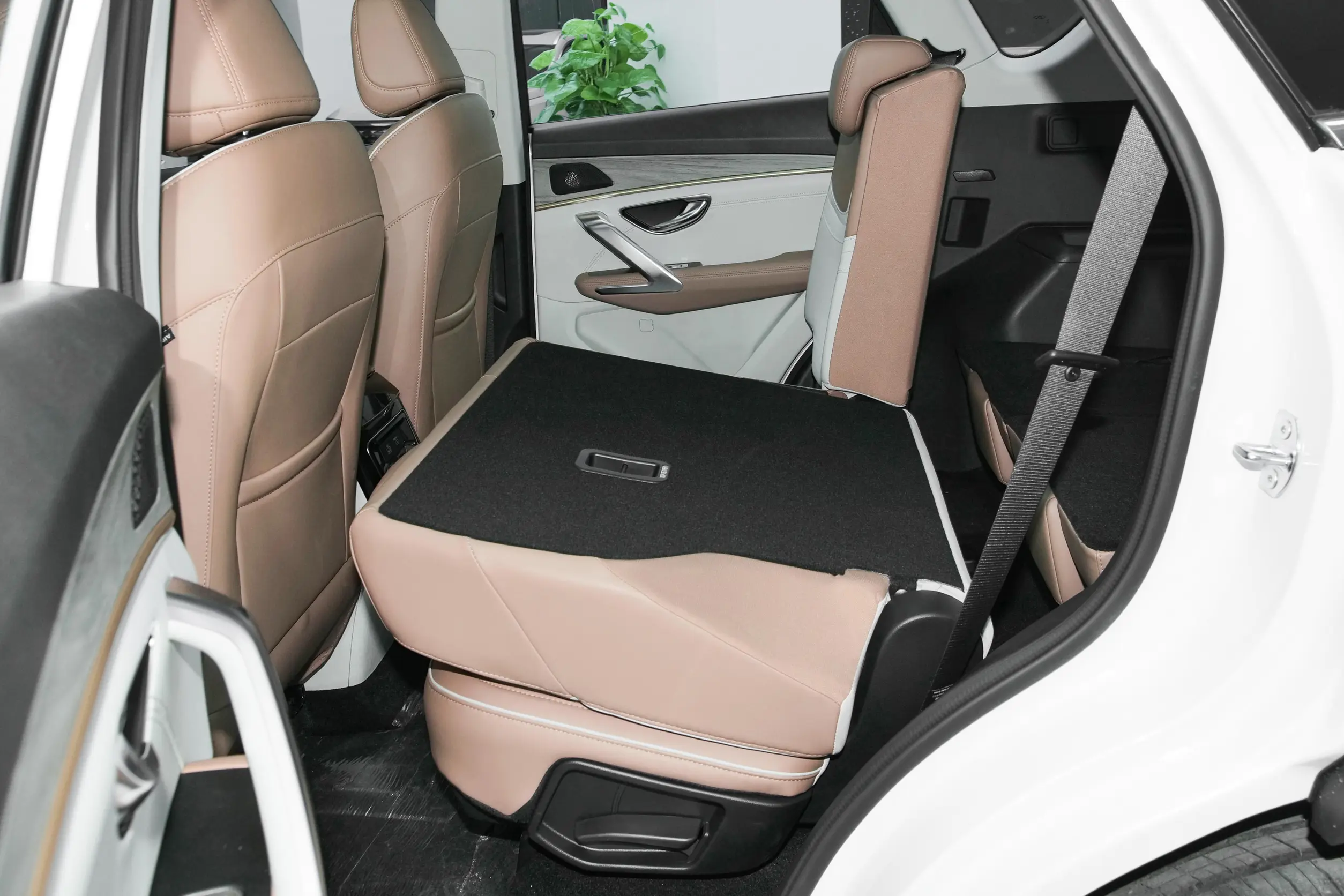 Jetour X70 C-DM 2024 space-2