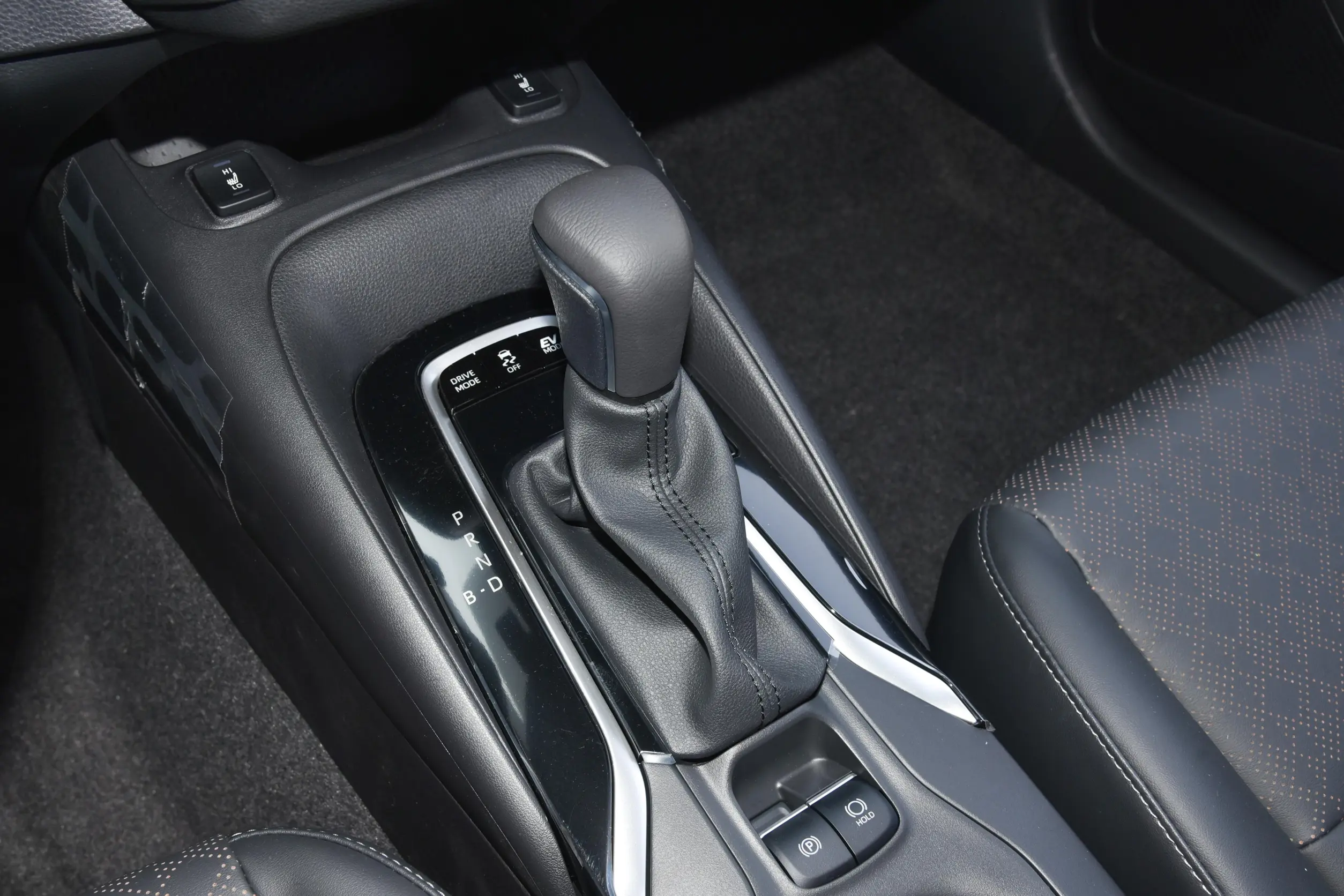 Toyota Corolla 2023 interior-3