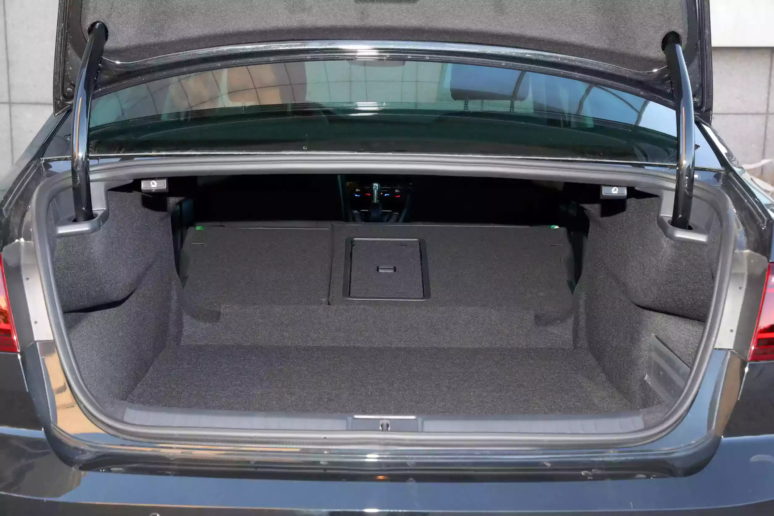 Volkswagen Magotan 2023 space-4