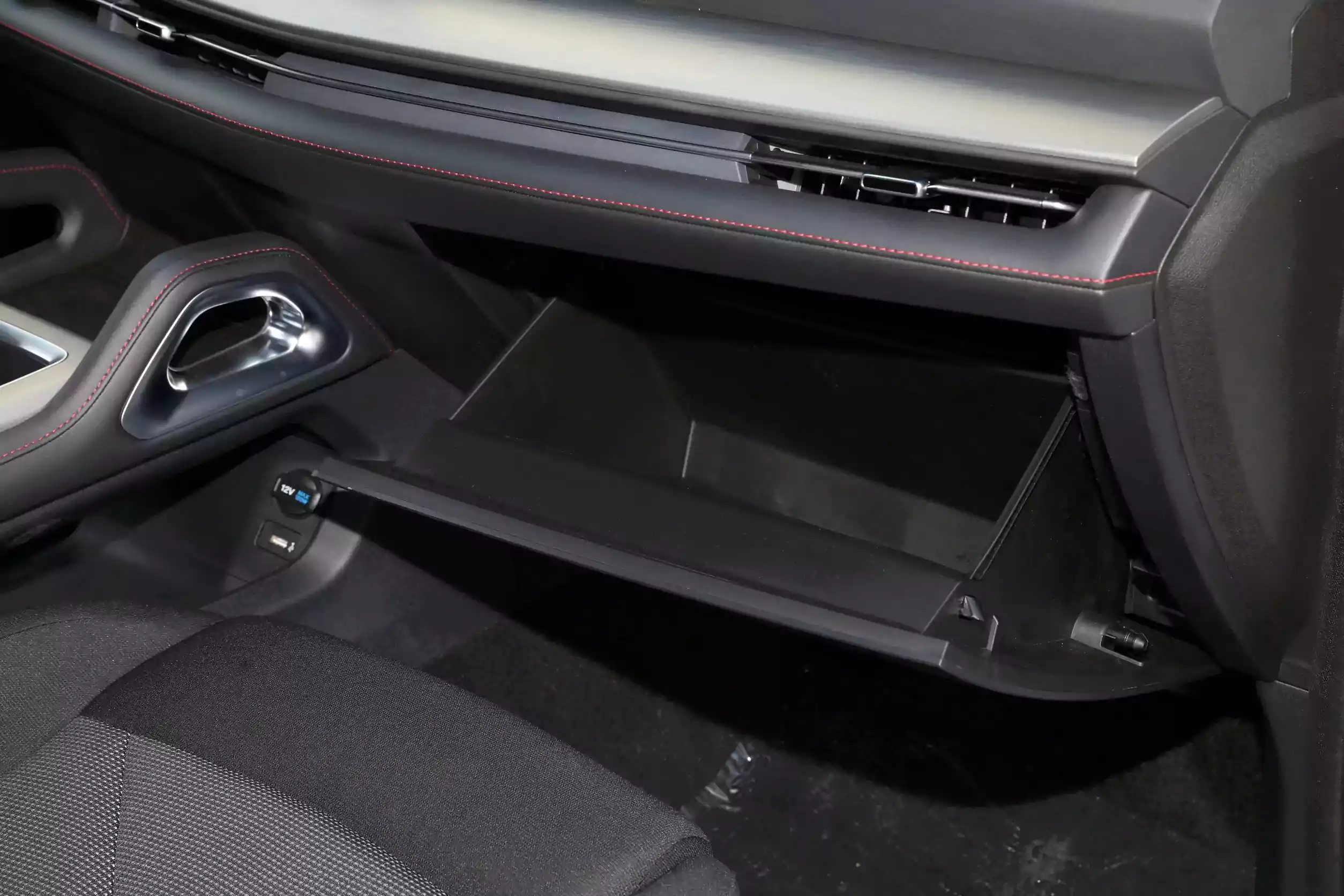 Changan F70 2024 interior-4