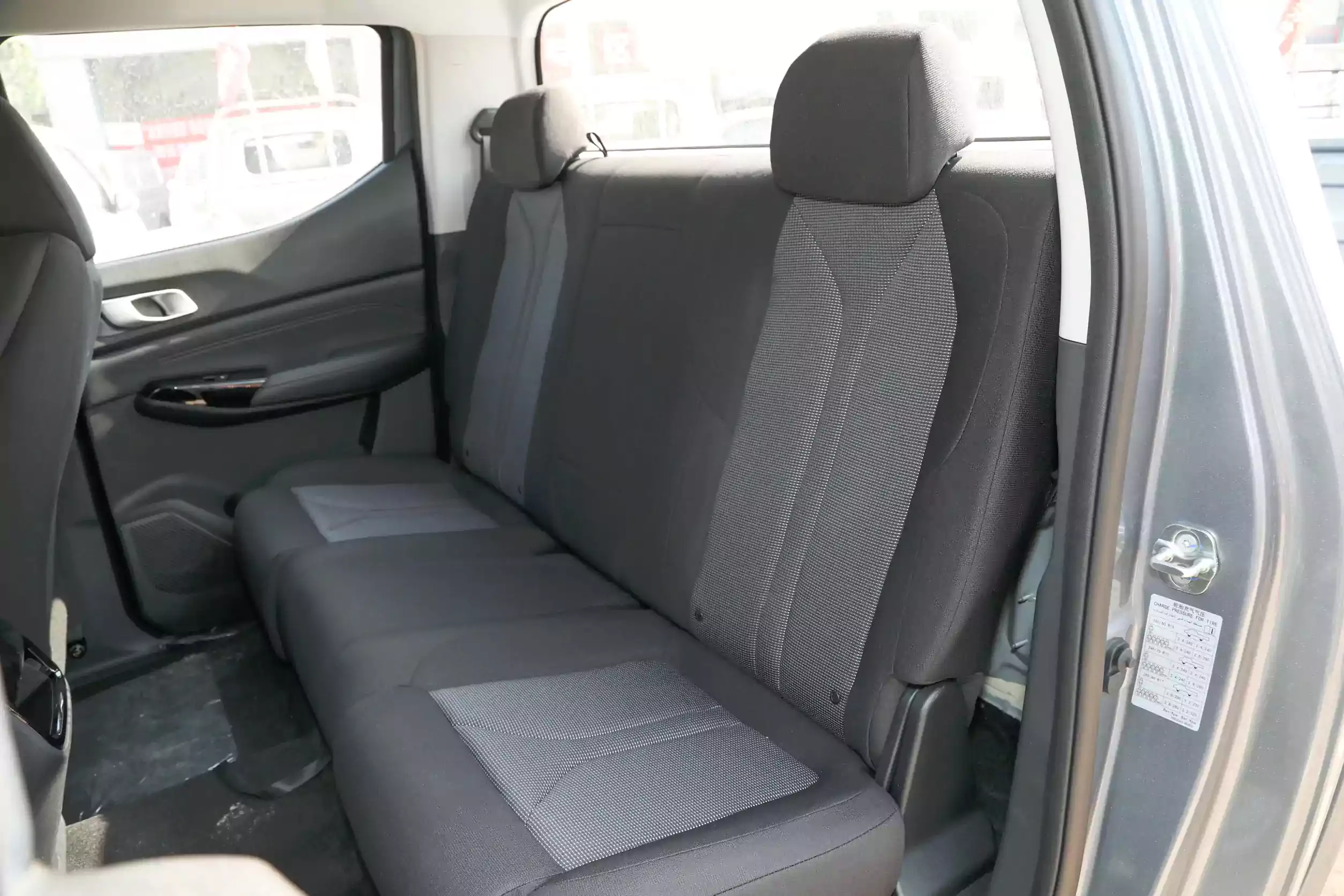 Changan F70 2024 space-2