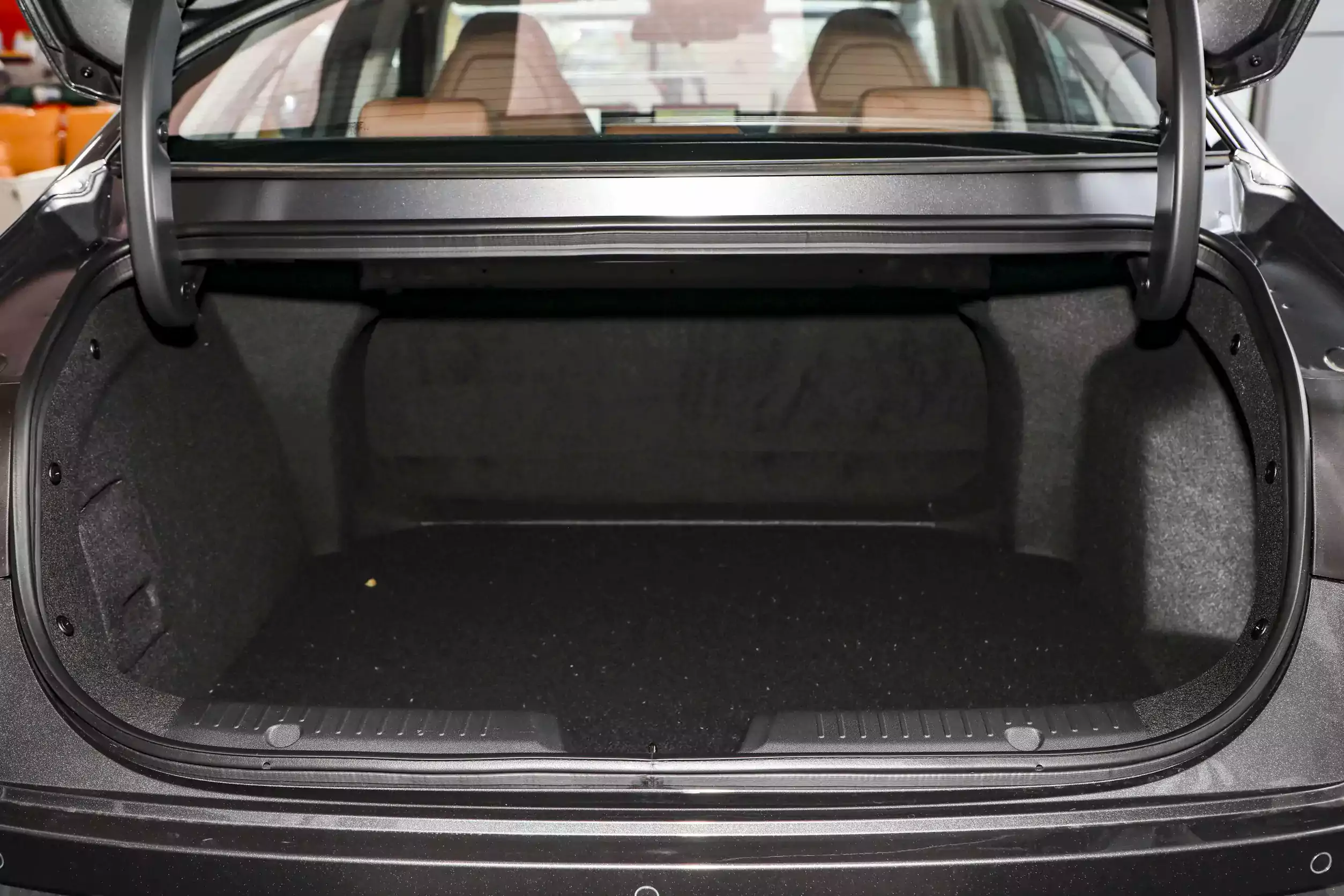 Changan Qiyuan A05 2024 space-4