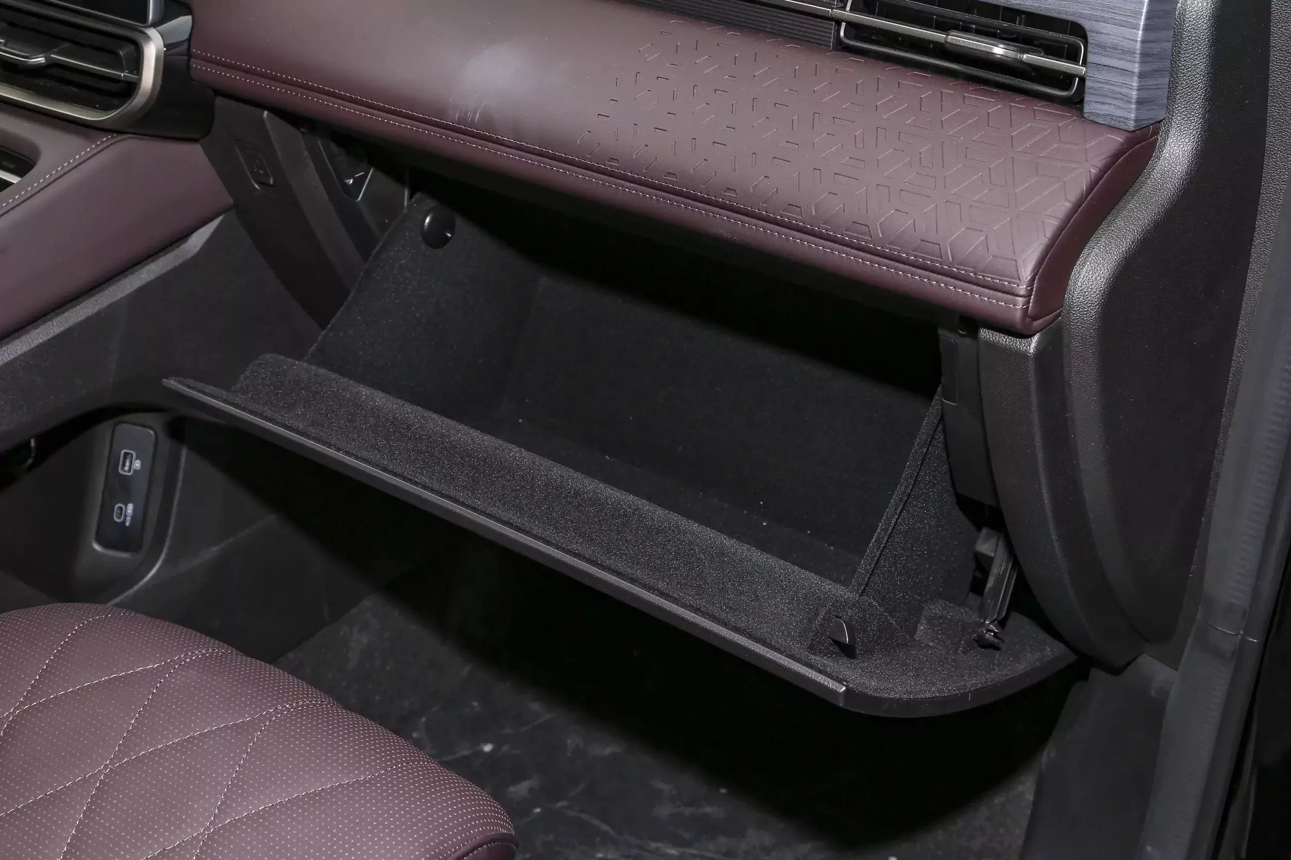 Jetour X90 PRO 2024 interior-4