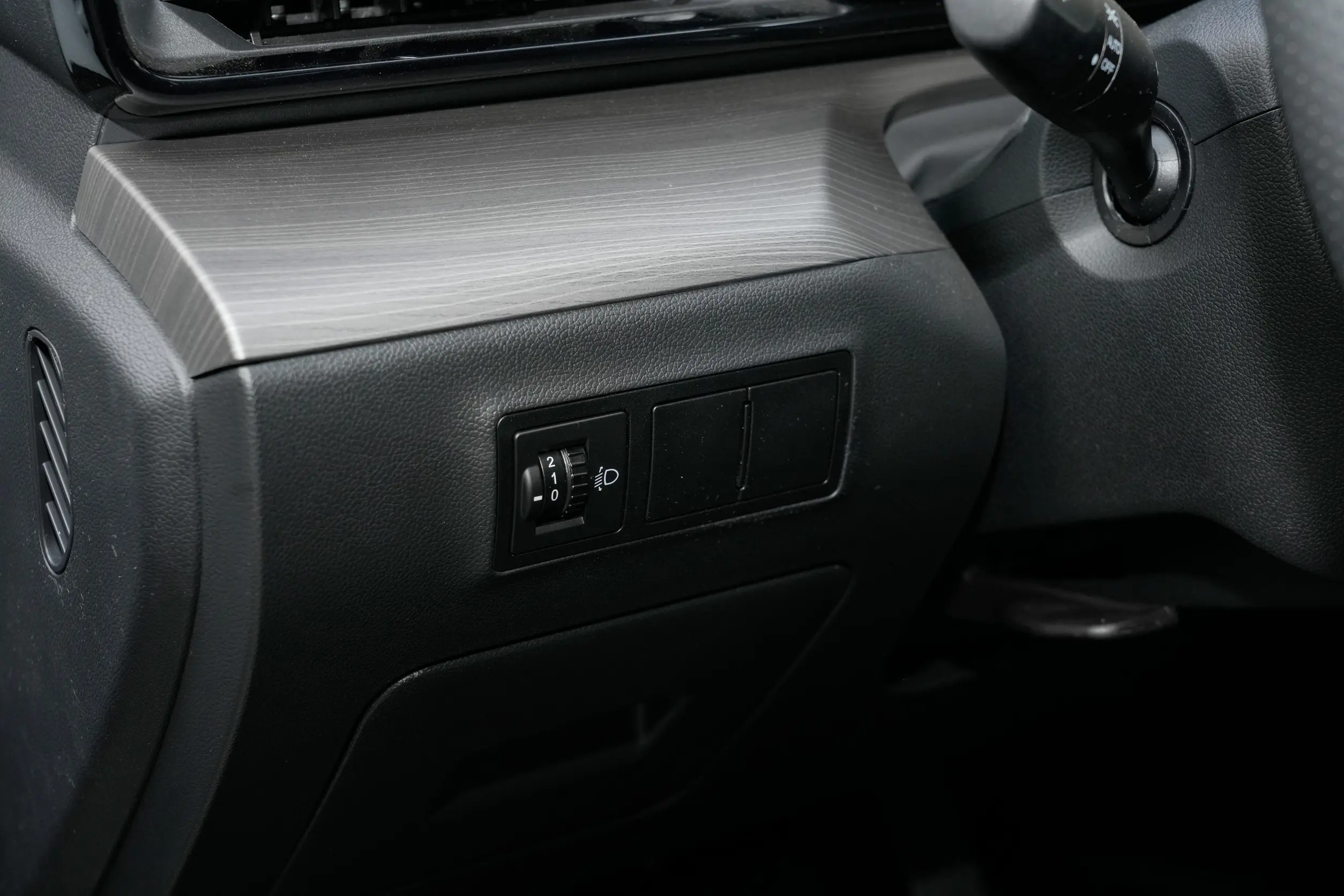 Wuling Xingguang EV 2024 interior-4