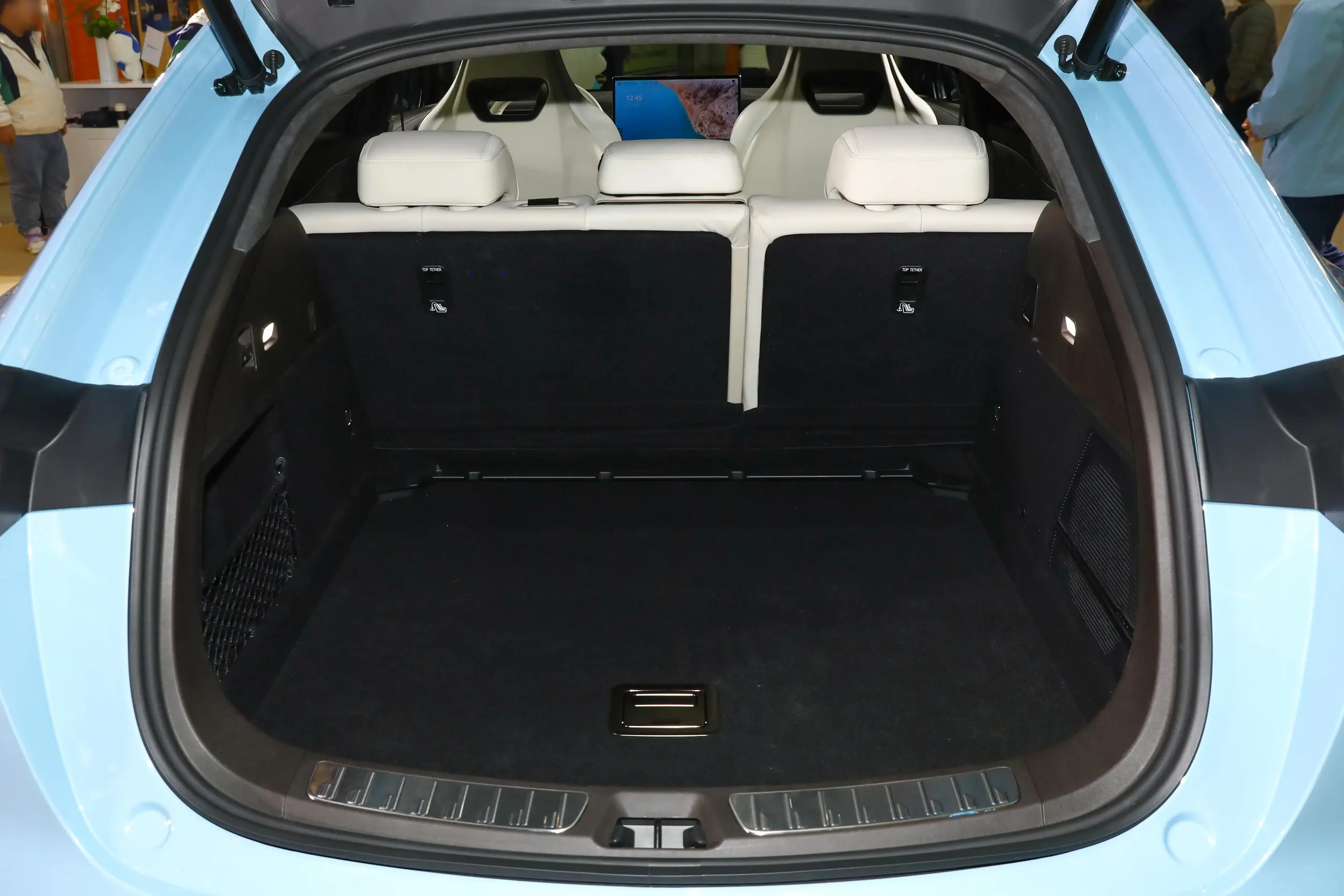 Denza N7 2024 space-4