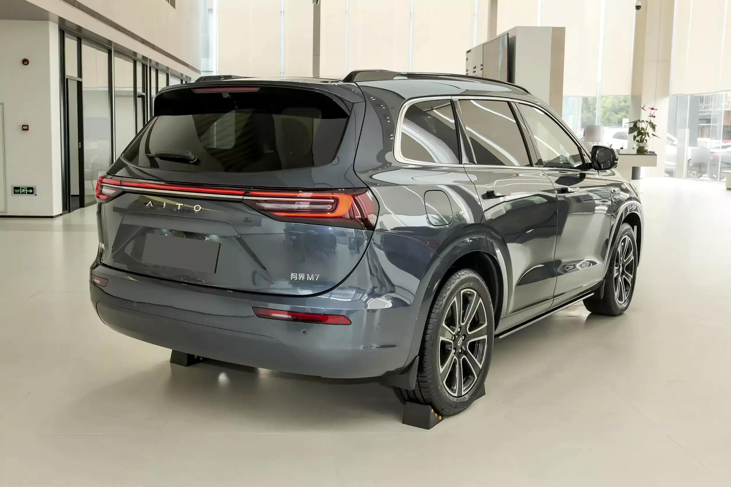 AITO M7 2024 appearance-8