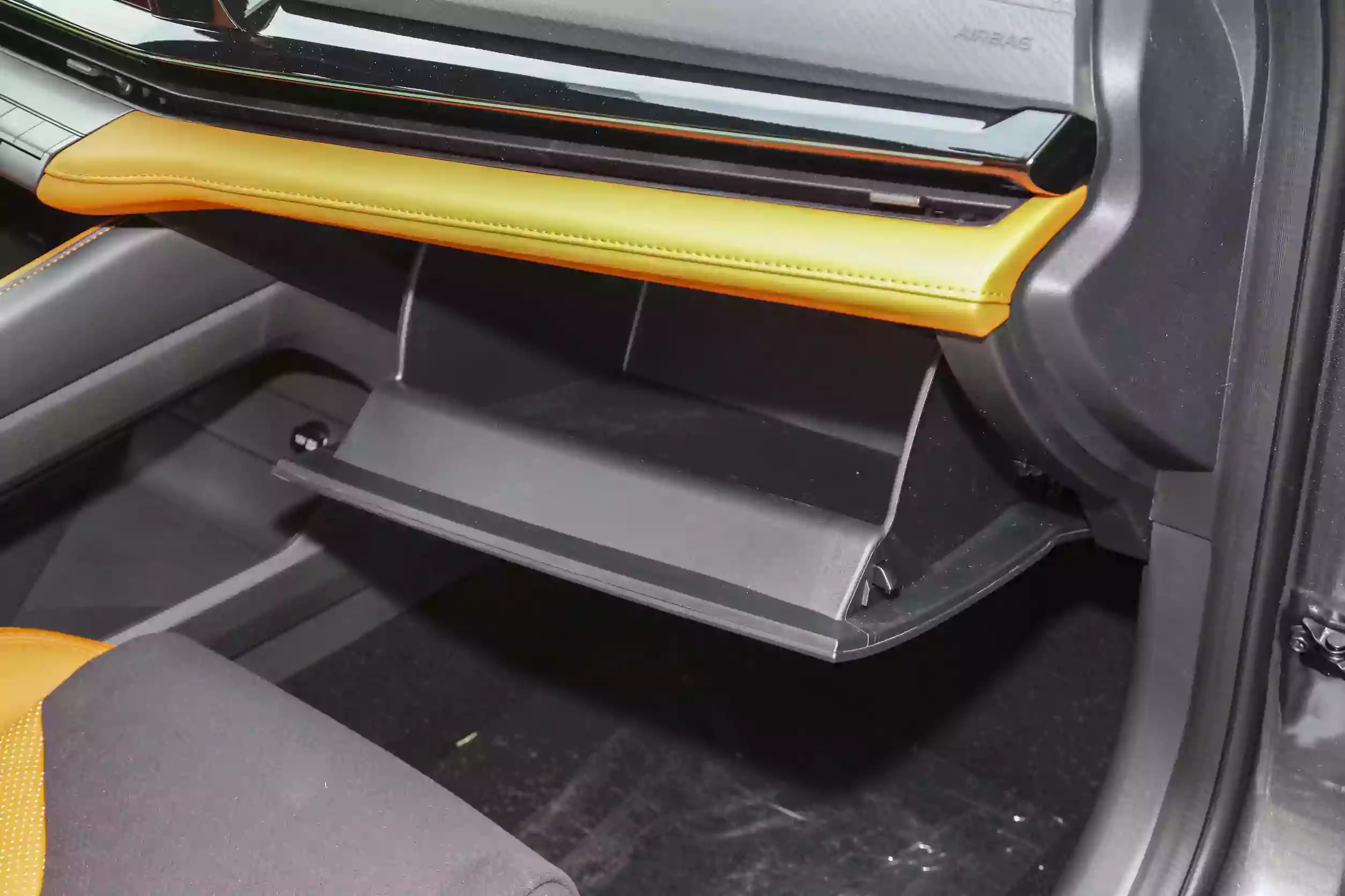 Changan UNI-V 2023 interior-4