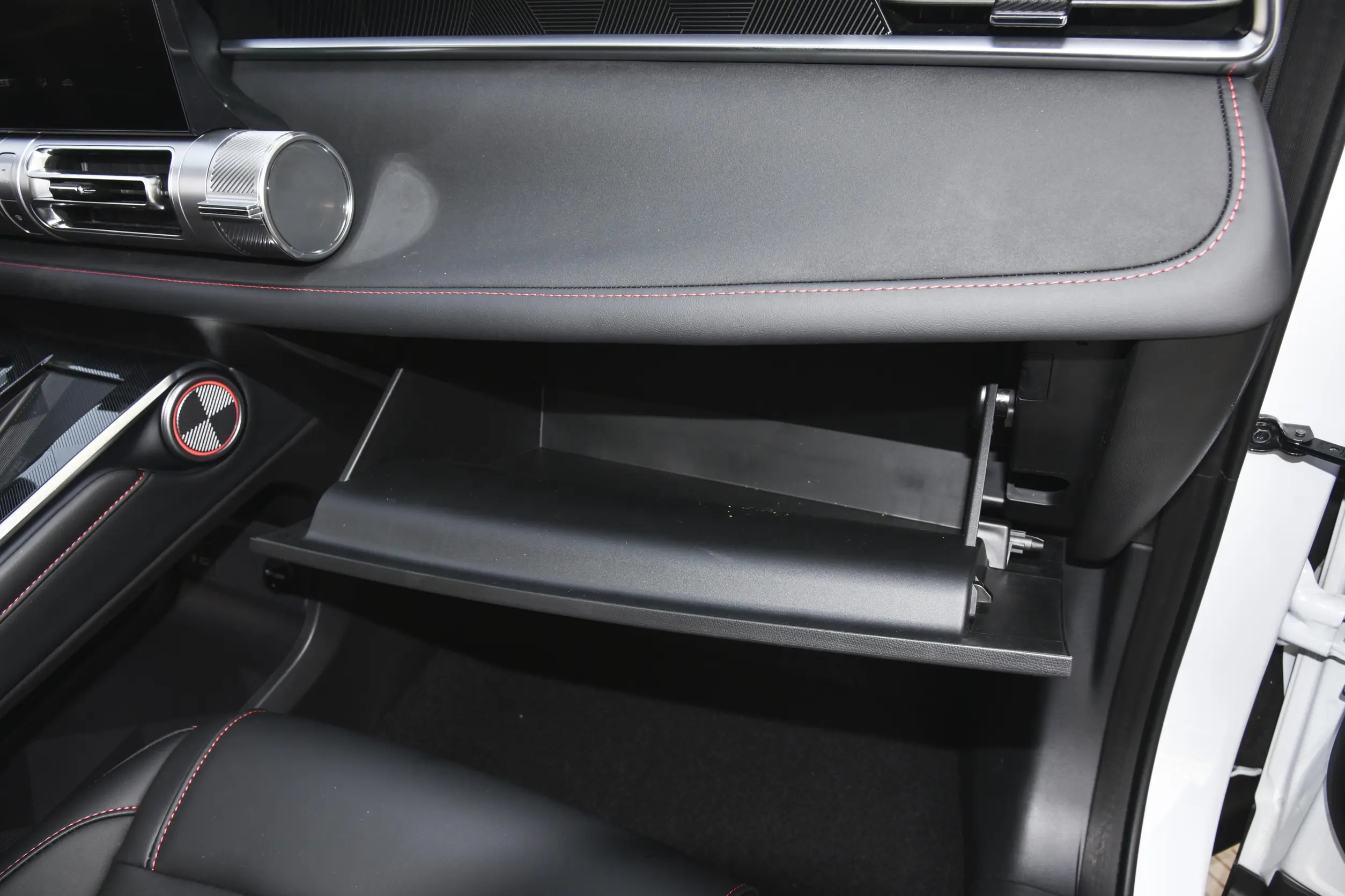 GAC Trumpchi EMKOO 2024 interior-4