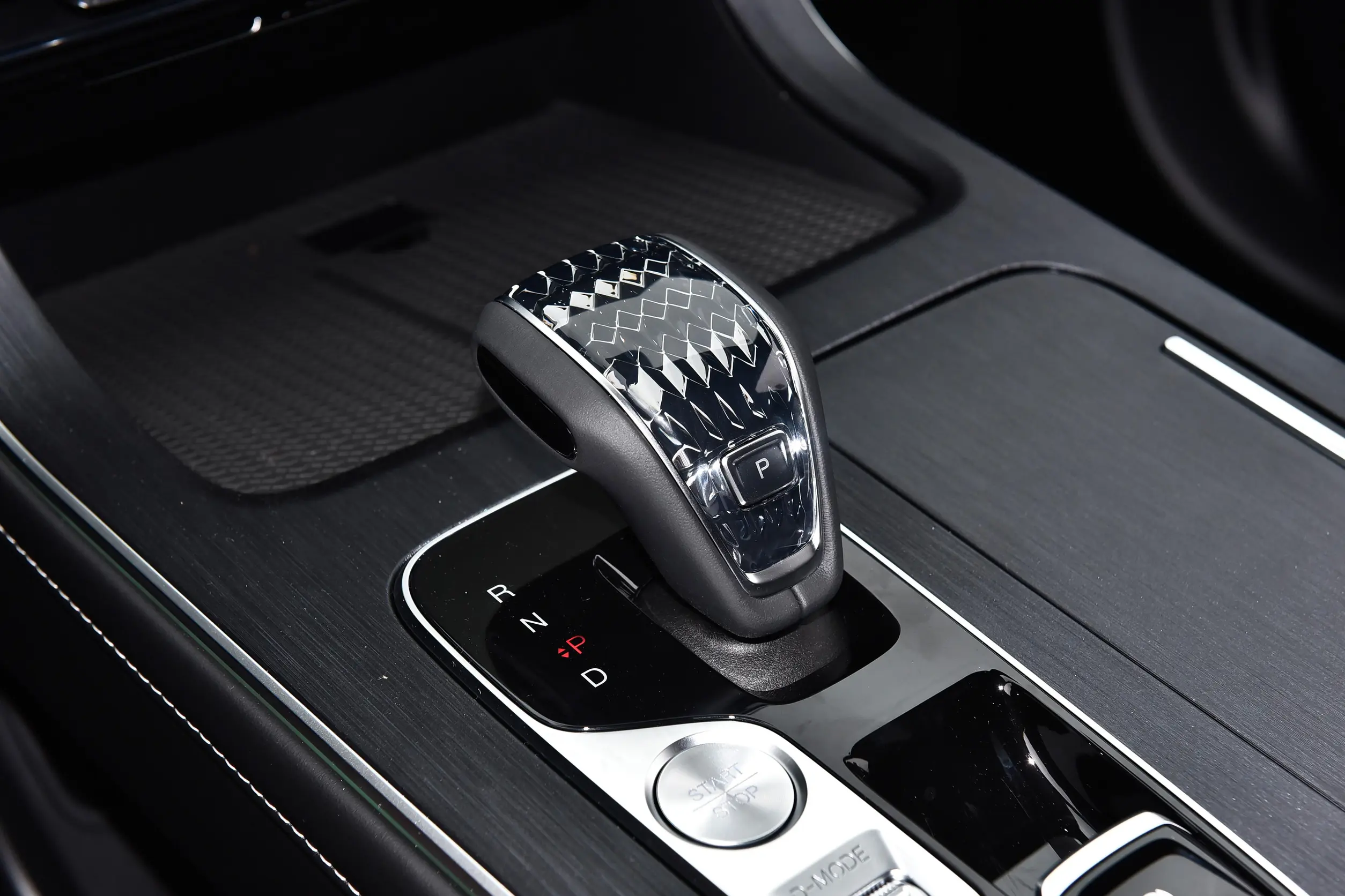 GAC Trumpchi GS8 2025 interior-3