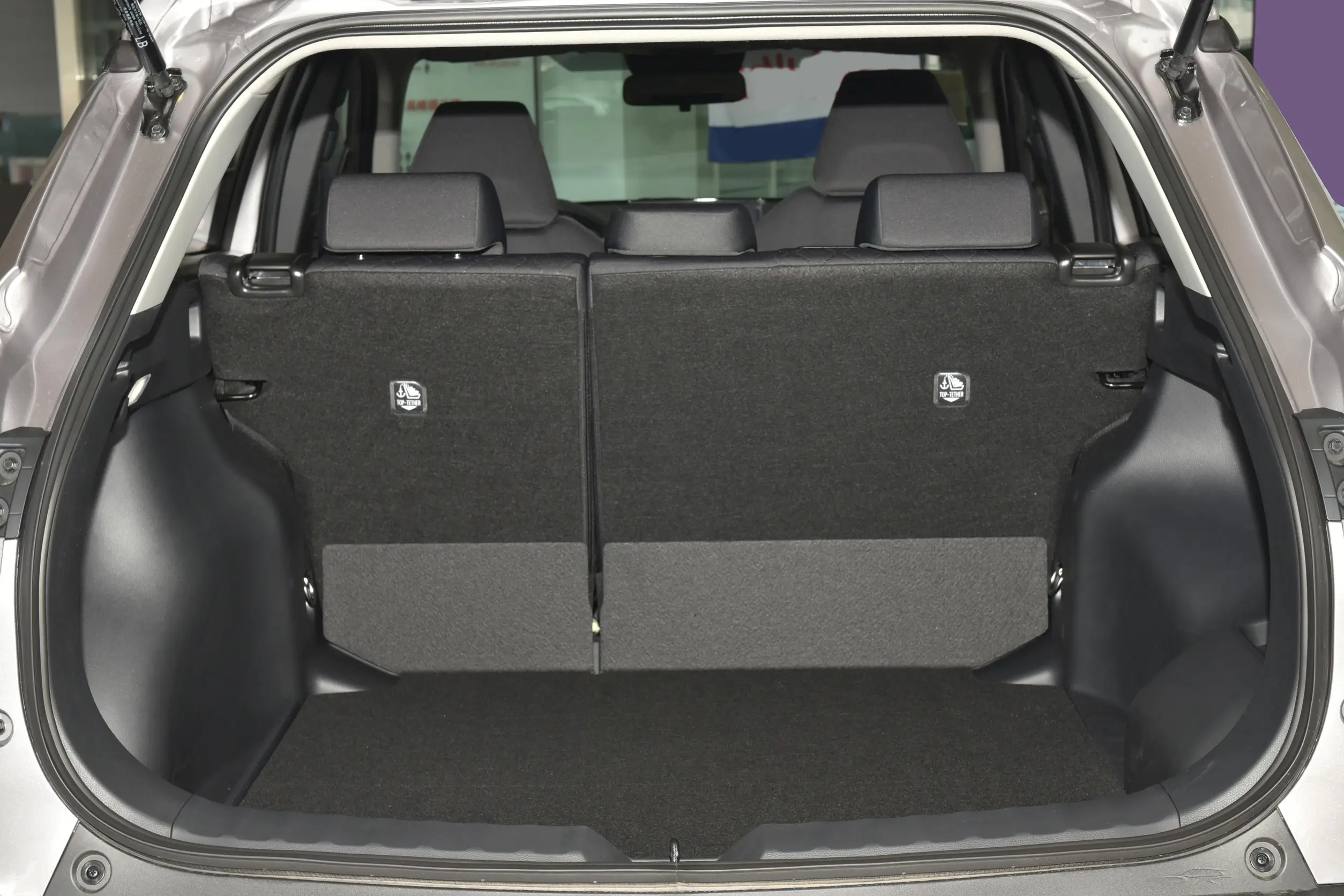 Toyota Corolla Cross 2024 space-4