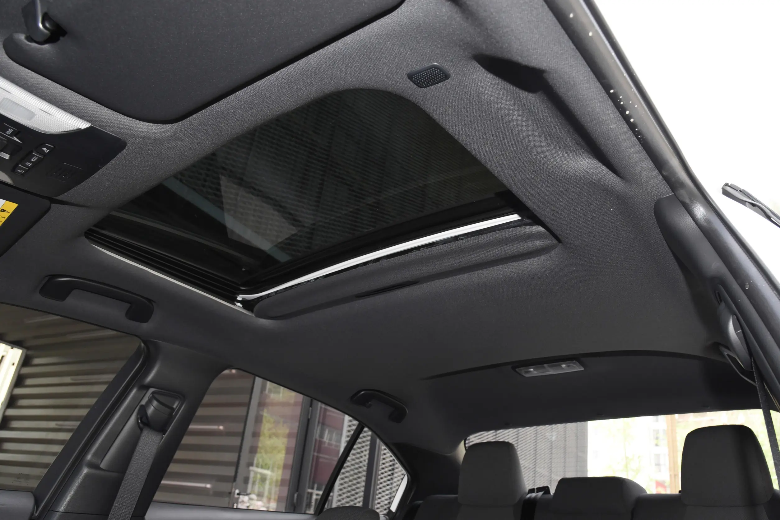 Toyota Levin 2024 space-3