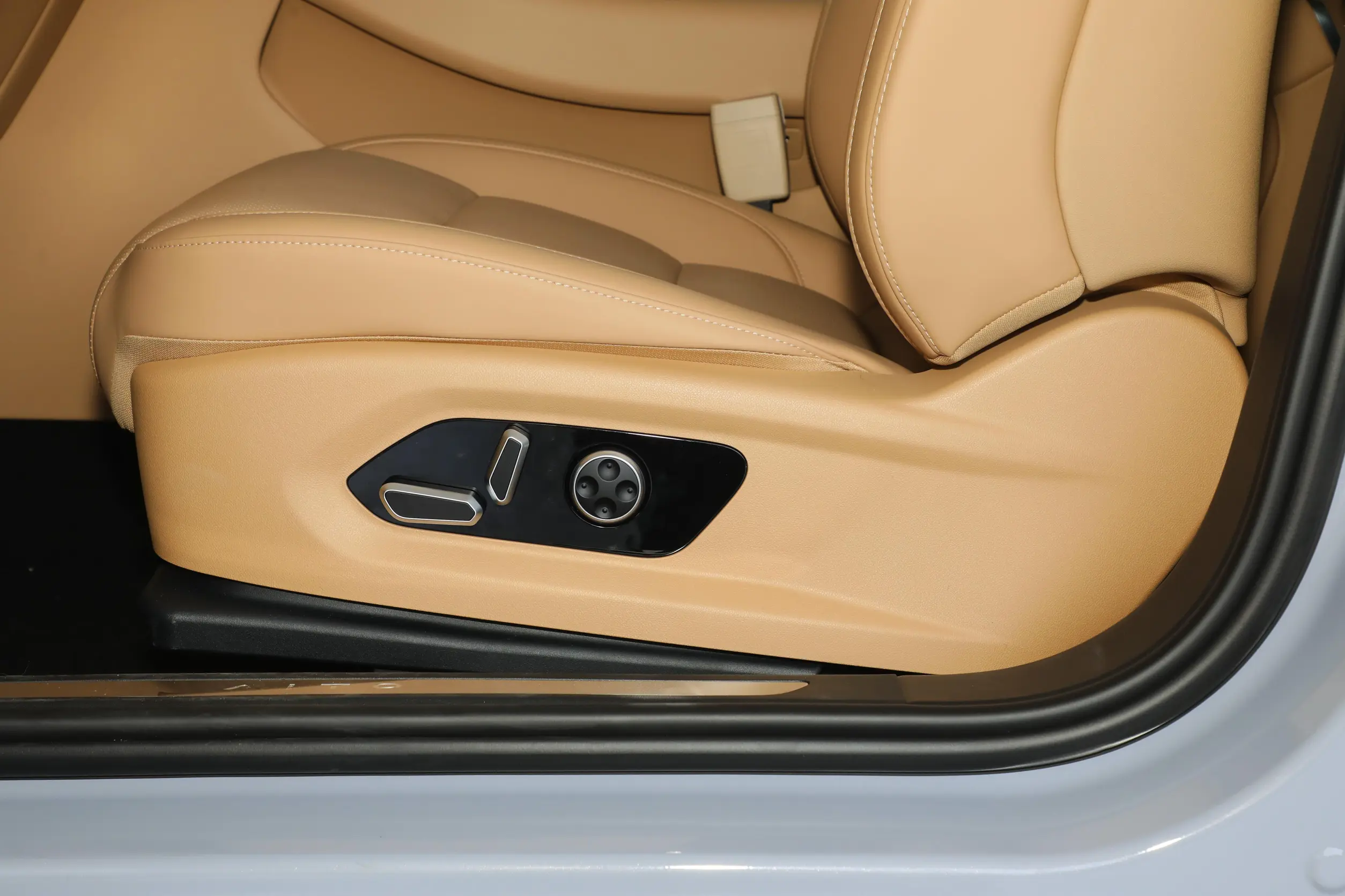 AITO M5 picture (11)