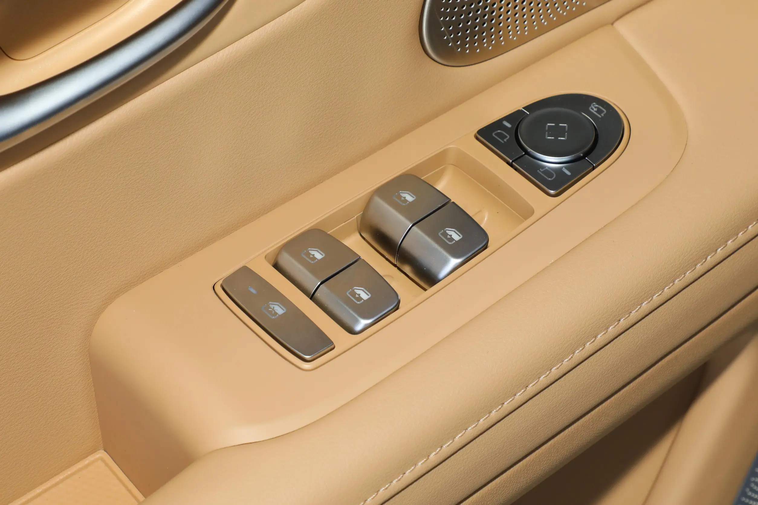 AITO M5 picture (13)