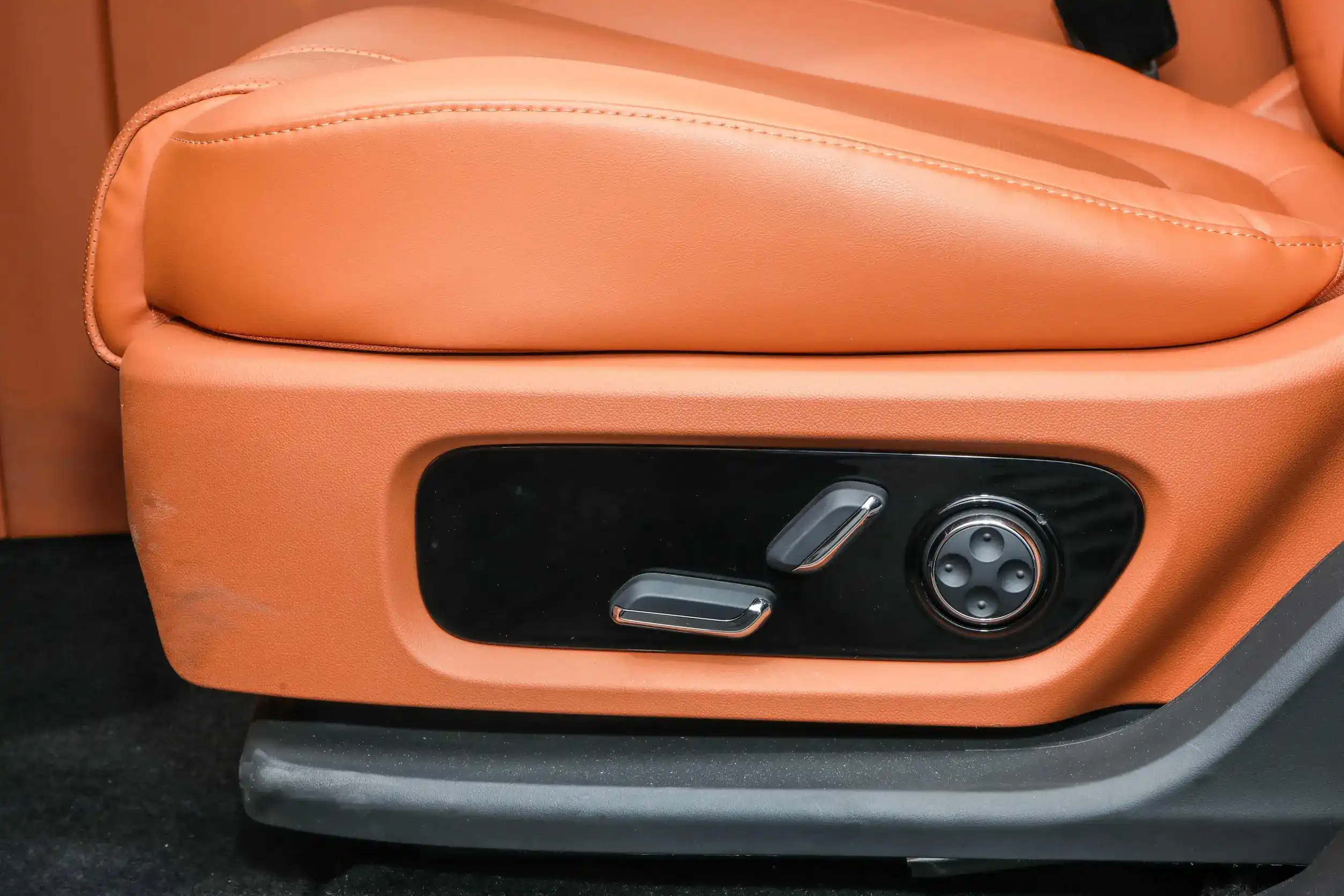 AITO M9 EV picture (12)