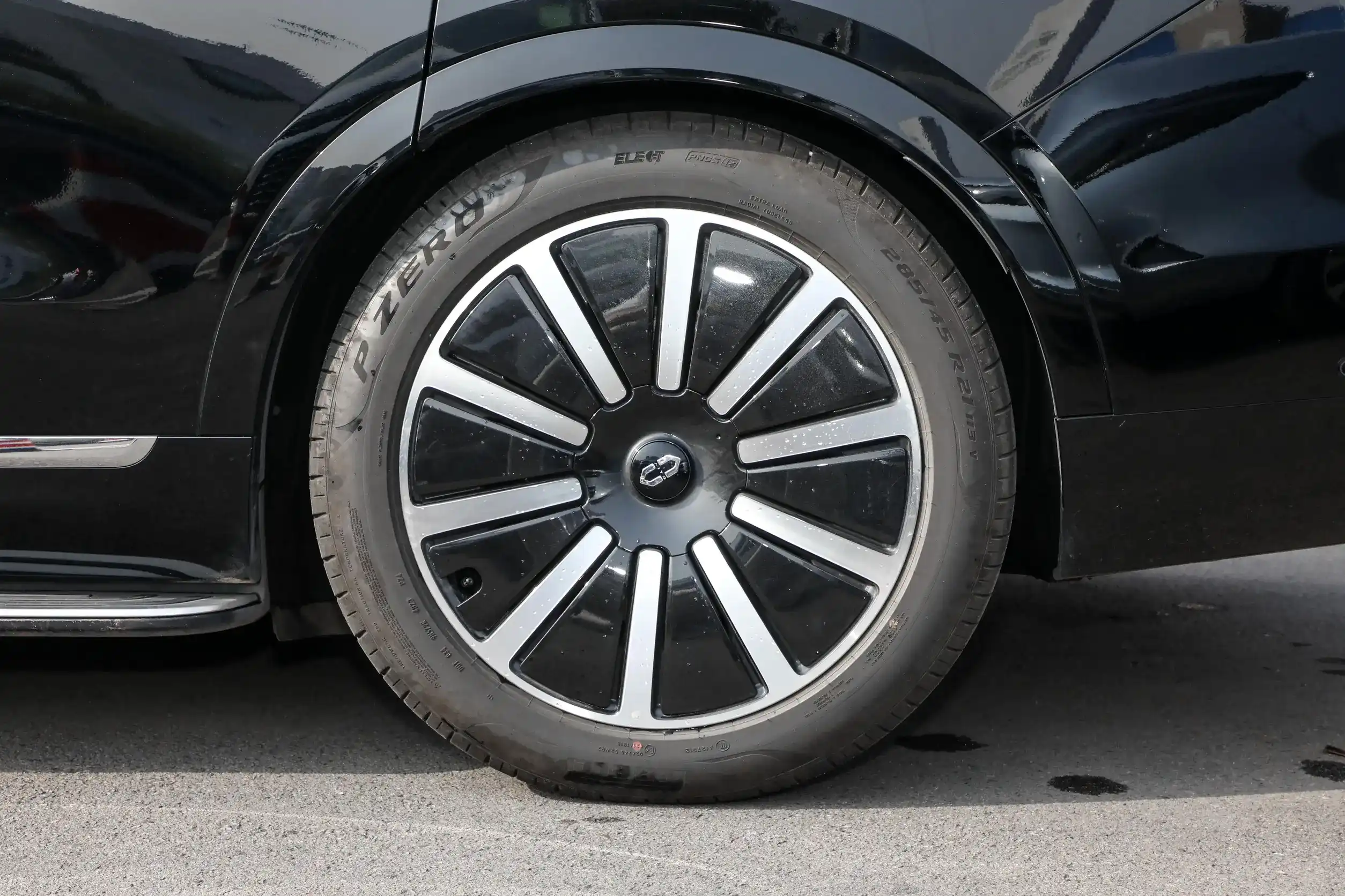 AITO M9 EV picture (7)