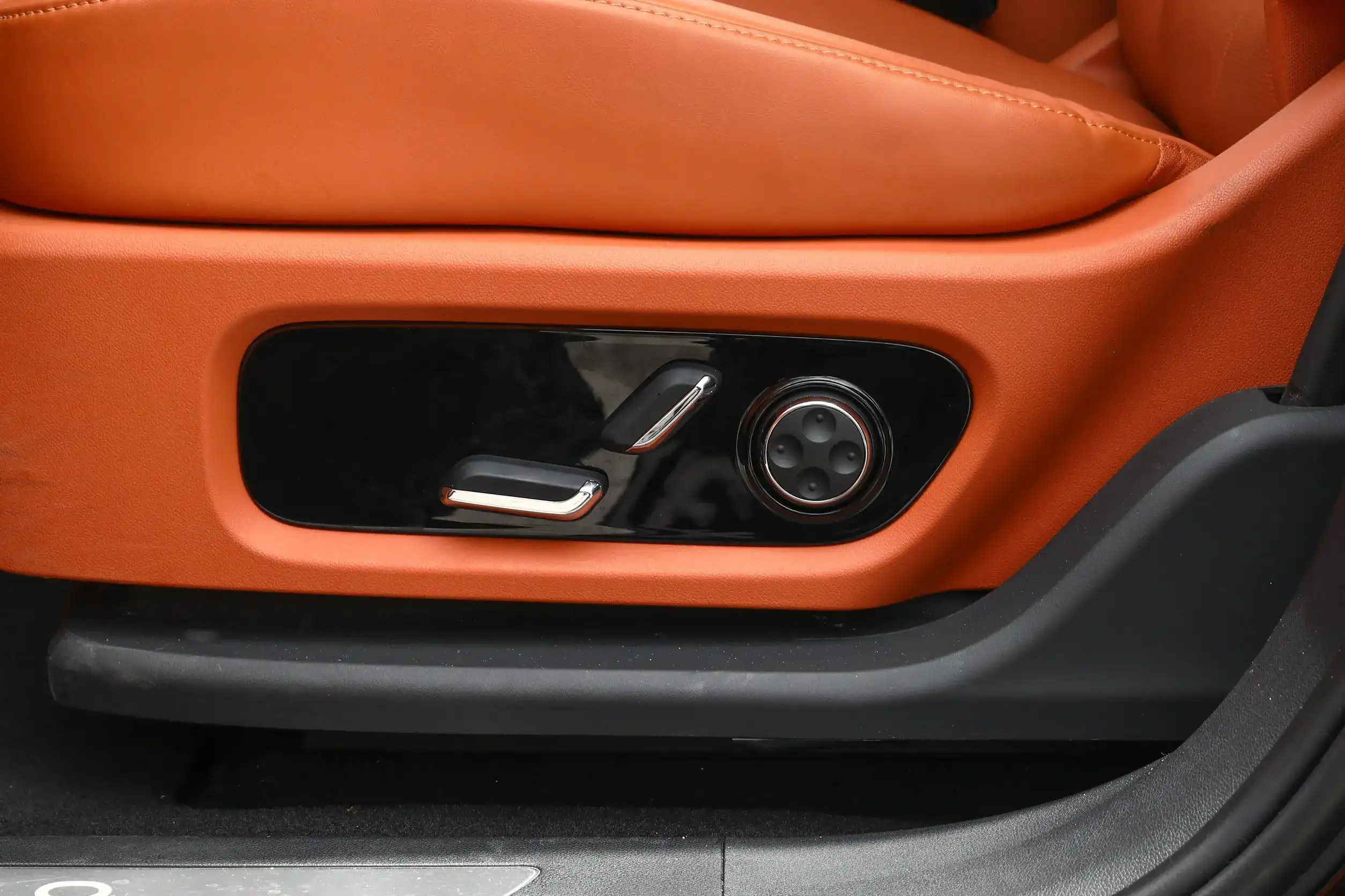 AITO M9 REEV picture (14)