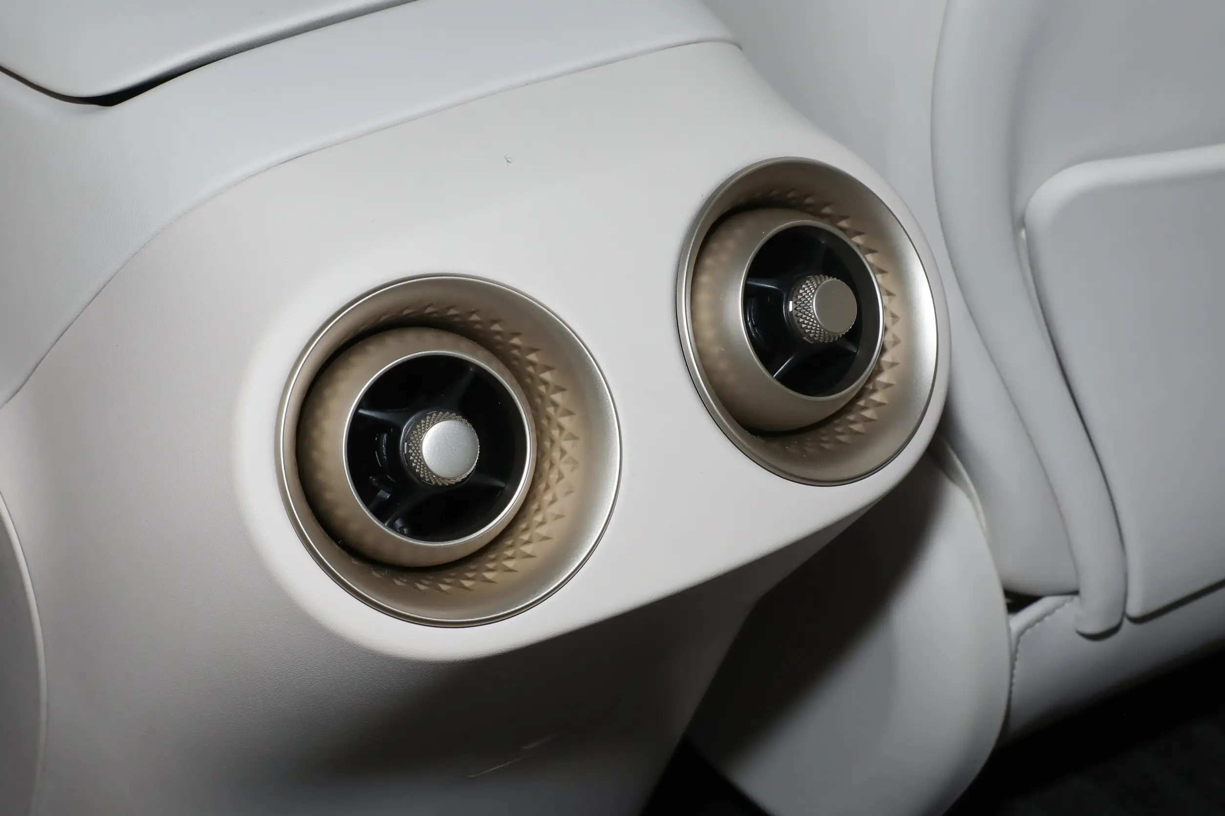 Avatr 11 picture (5)