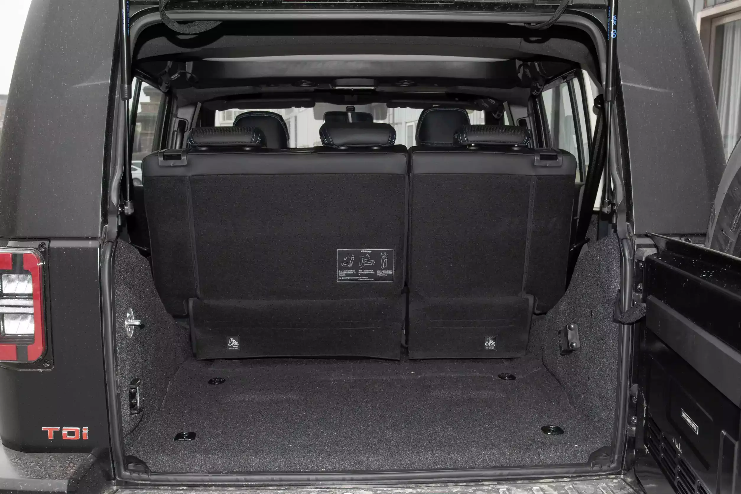 BAIC BJ40 2024 space-4