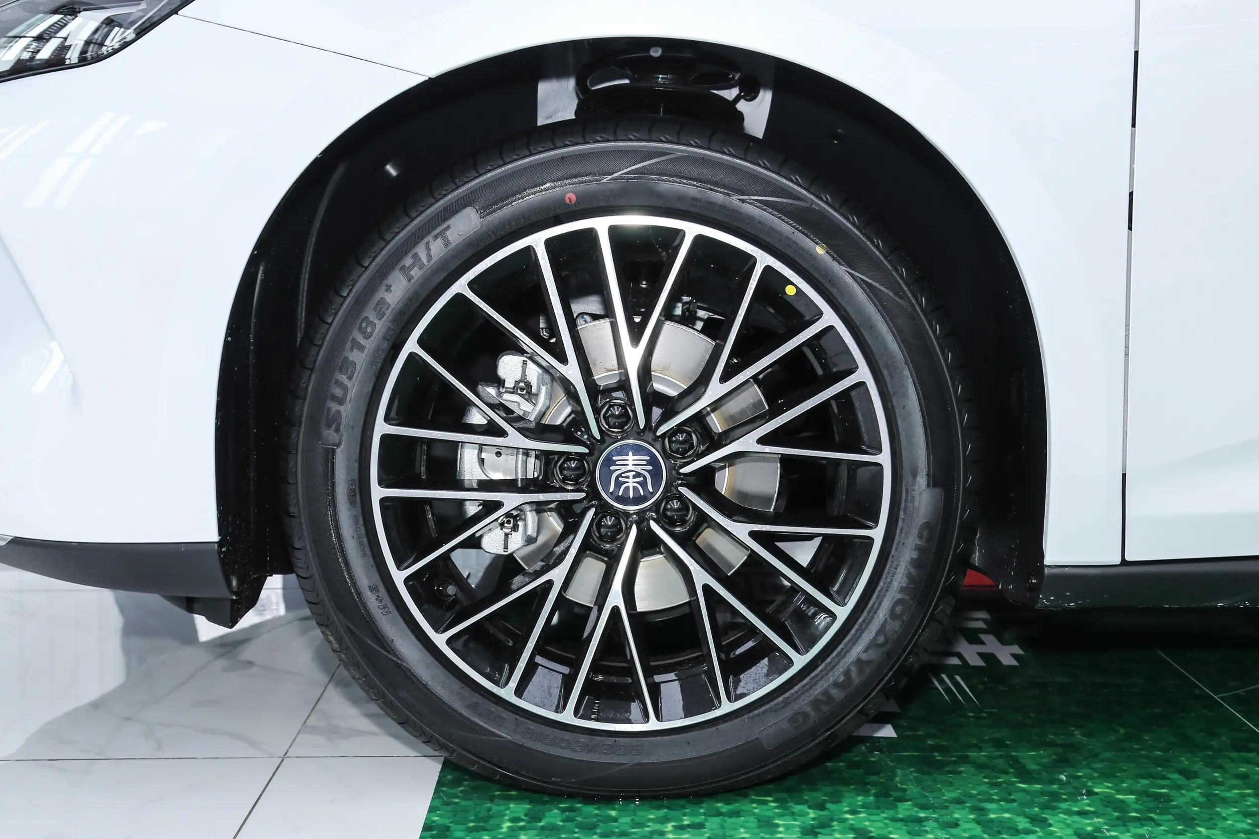 BYD Qin L DM-i picture (5)