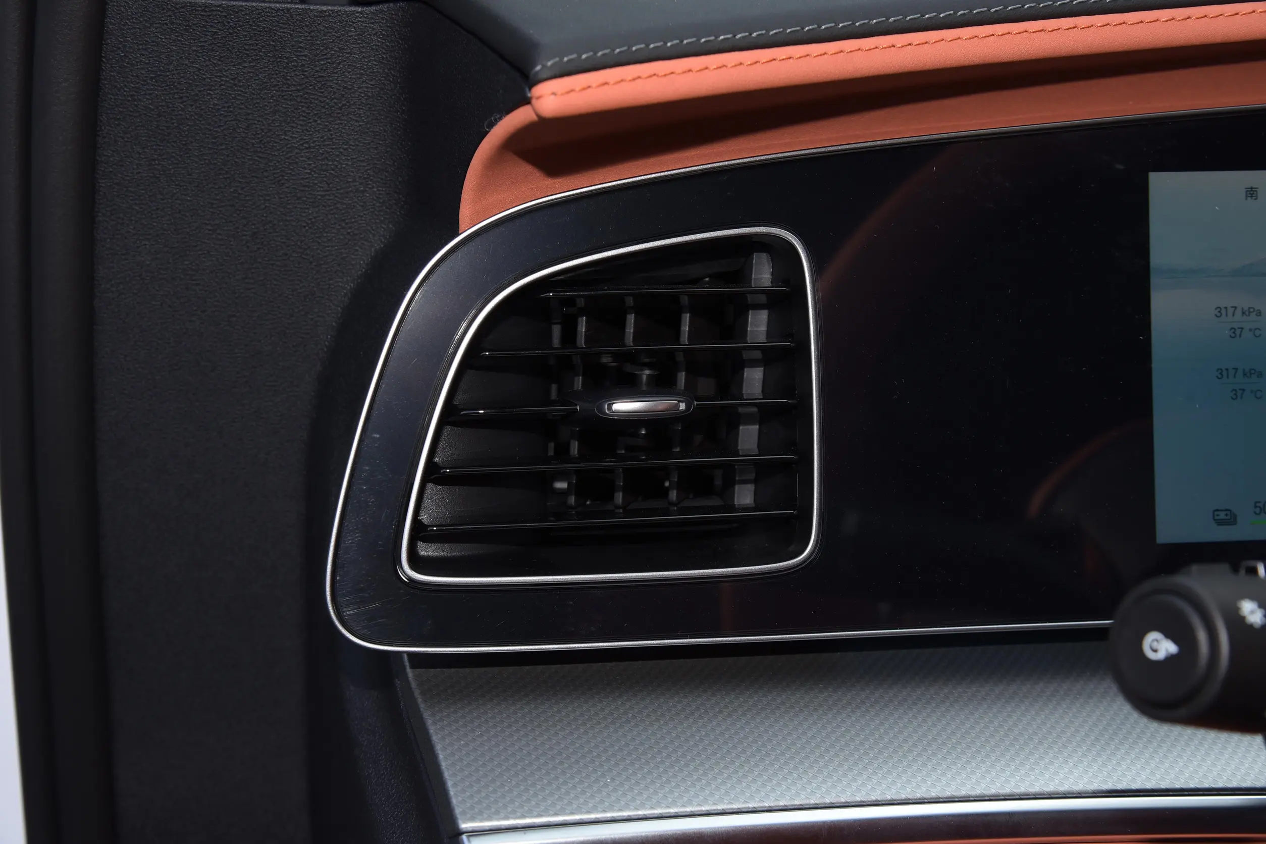 BYD Sea Lion 07 EV picture (5)