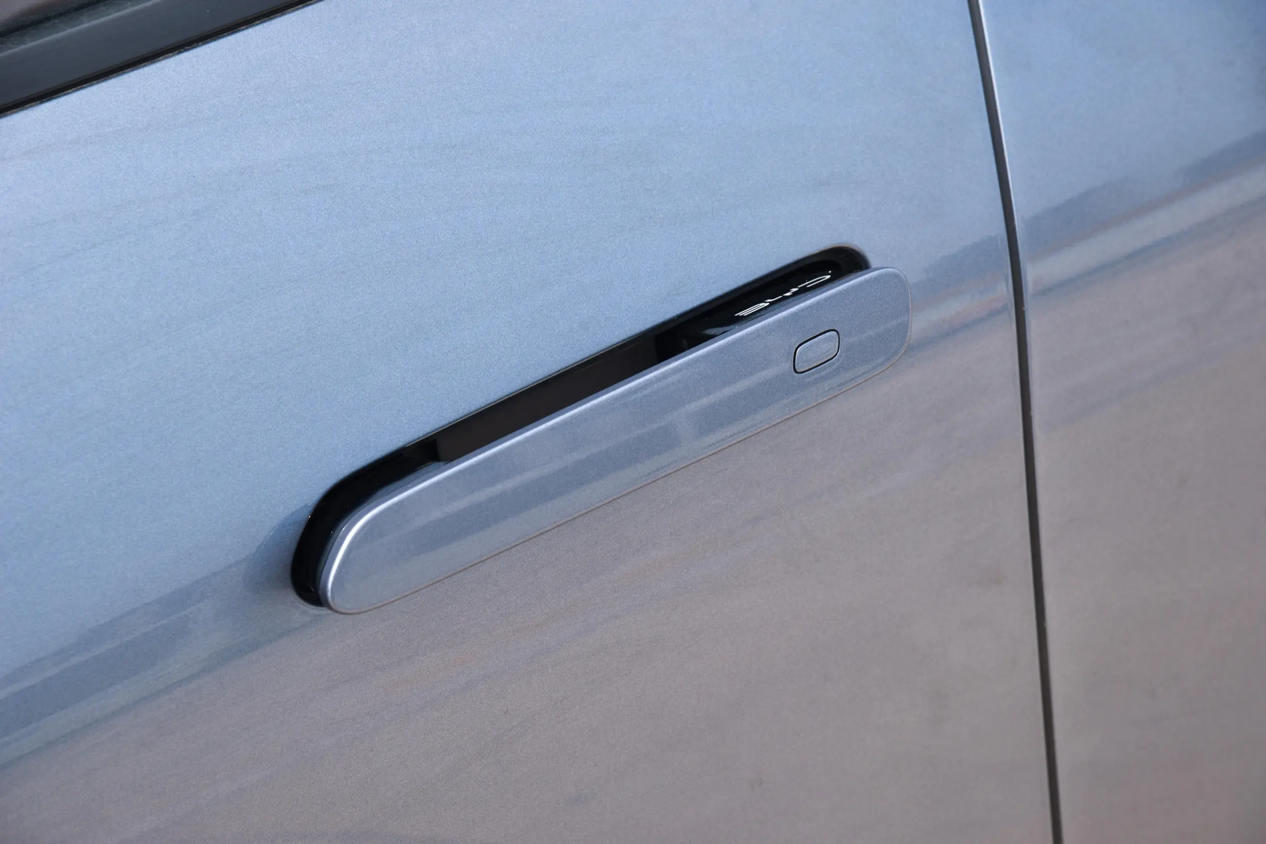 BYD Seal DM-i picture (9)