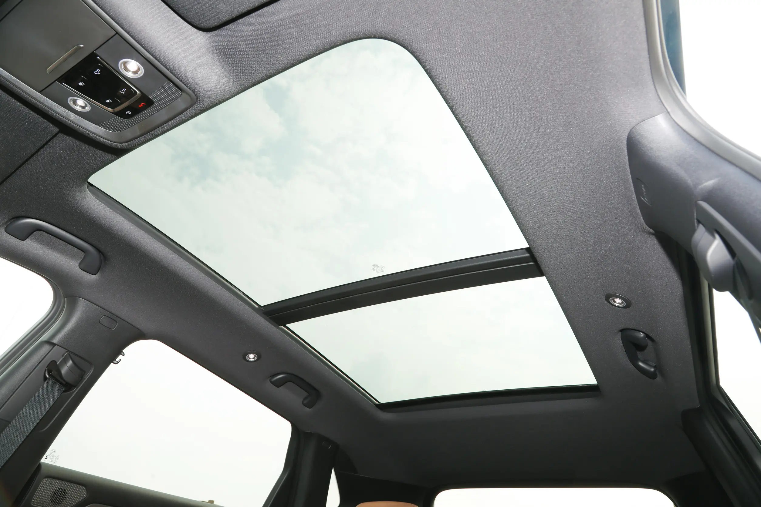 BYD Song L DM 2024 space-3