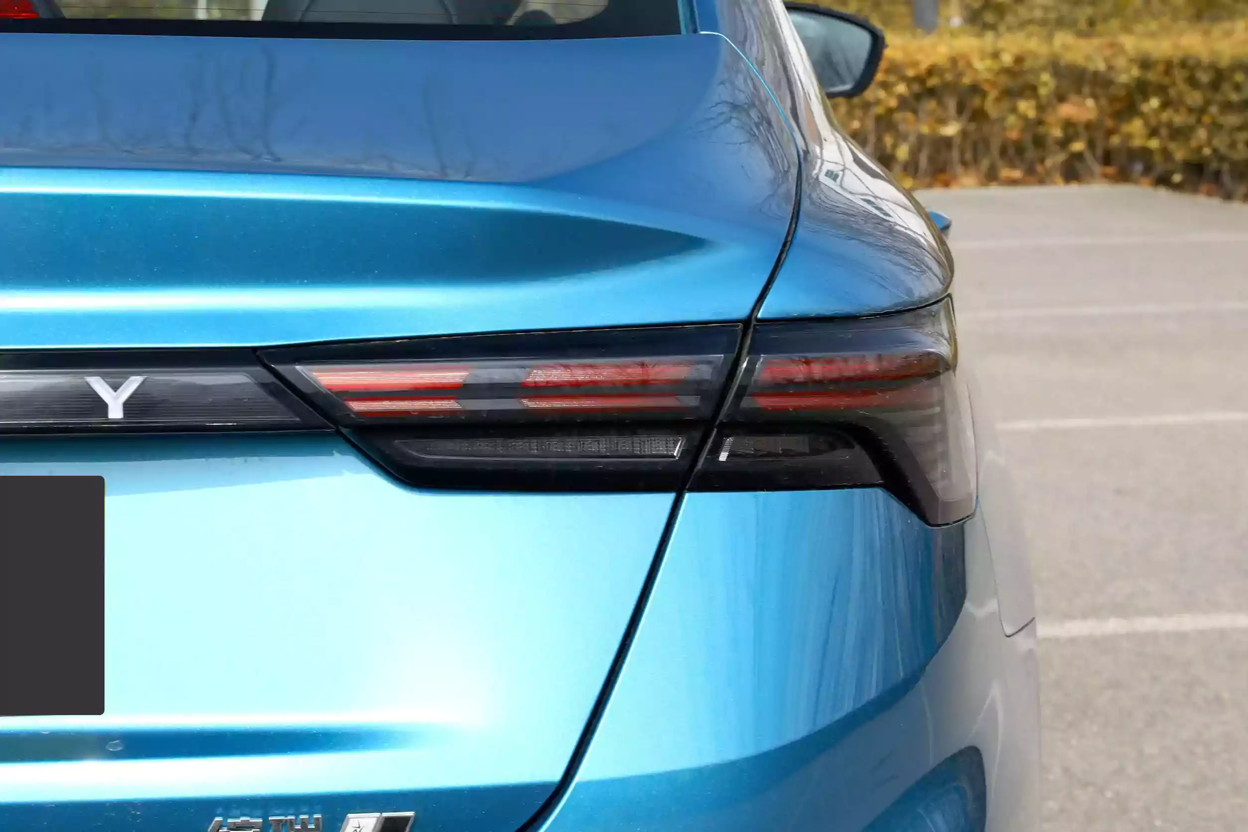 Geely Binray picture (11)