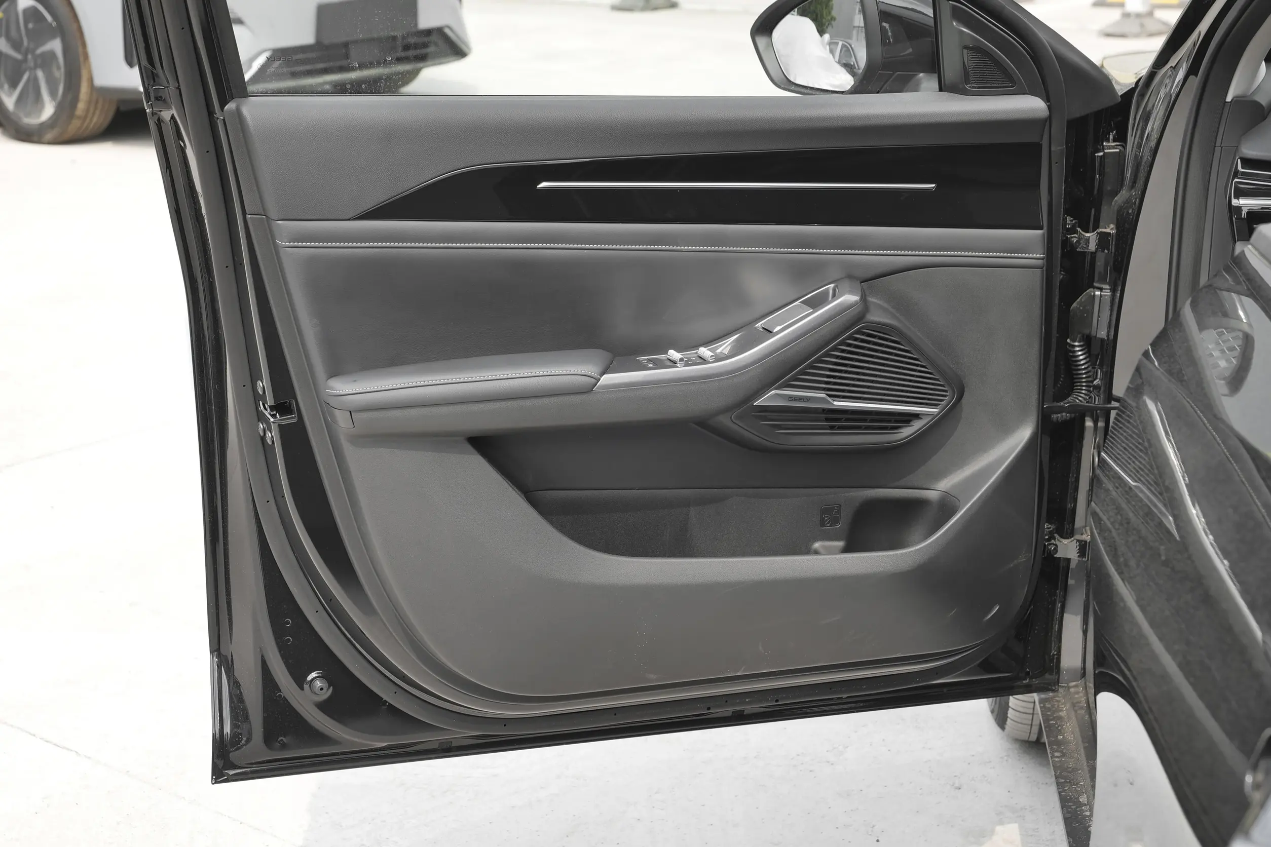 Geely Galaxy L6 2024 picture-8