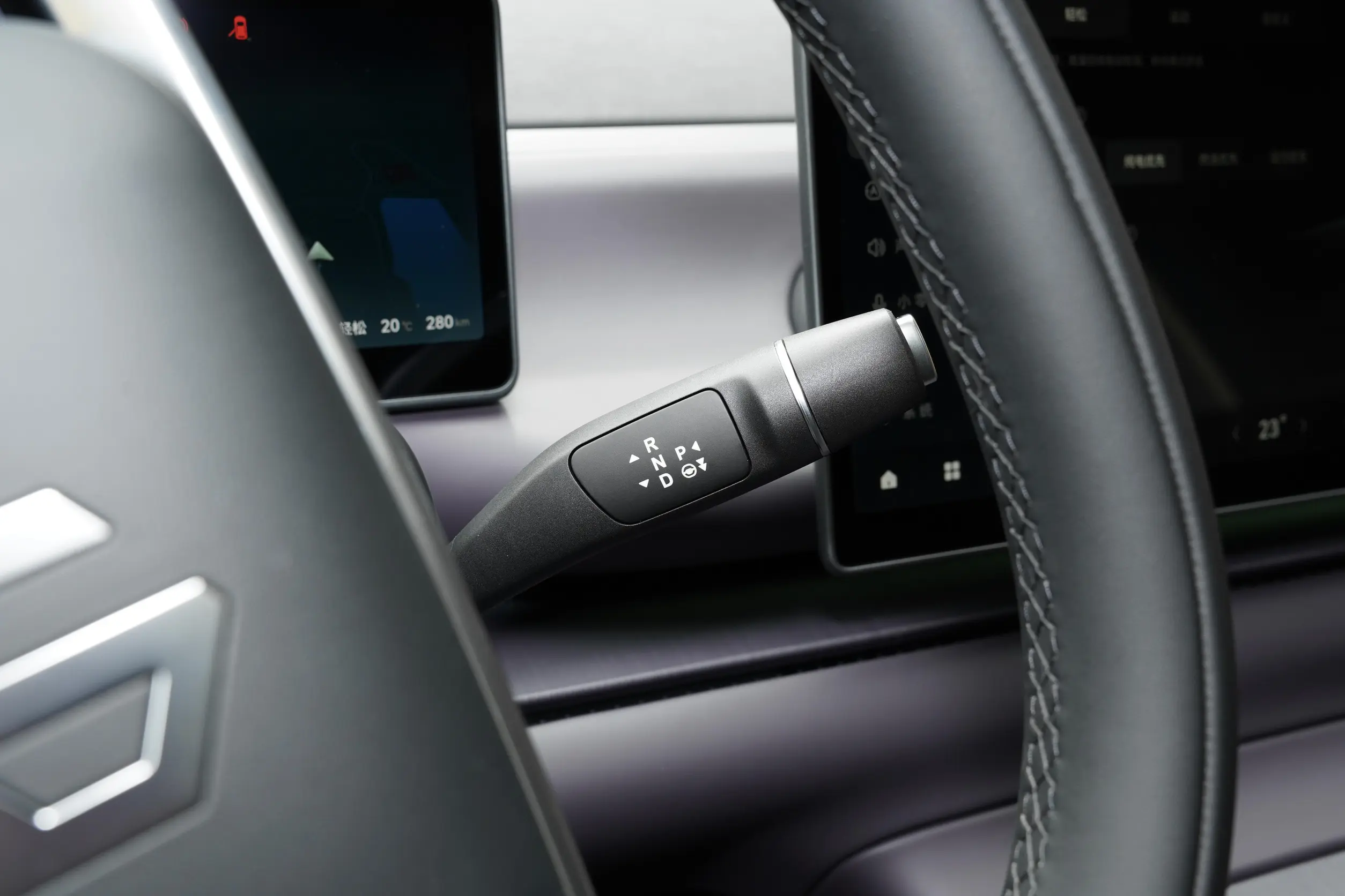 Leapmotor C16 2024 interior-3