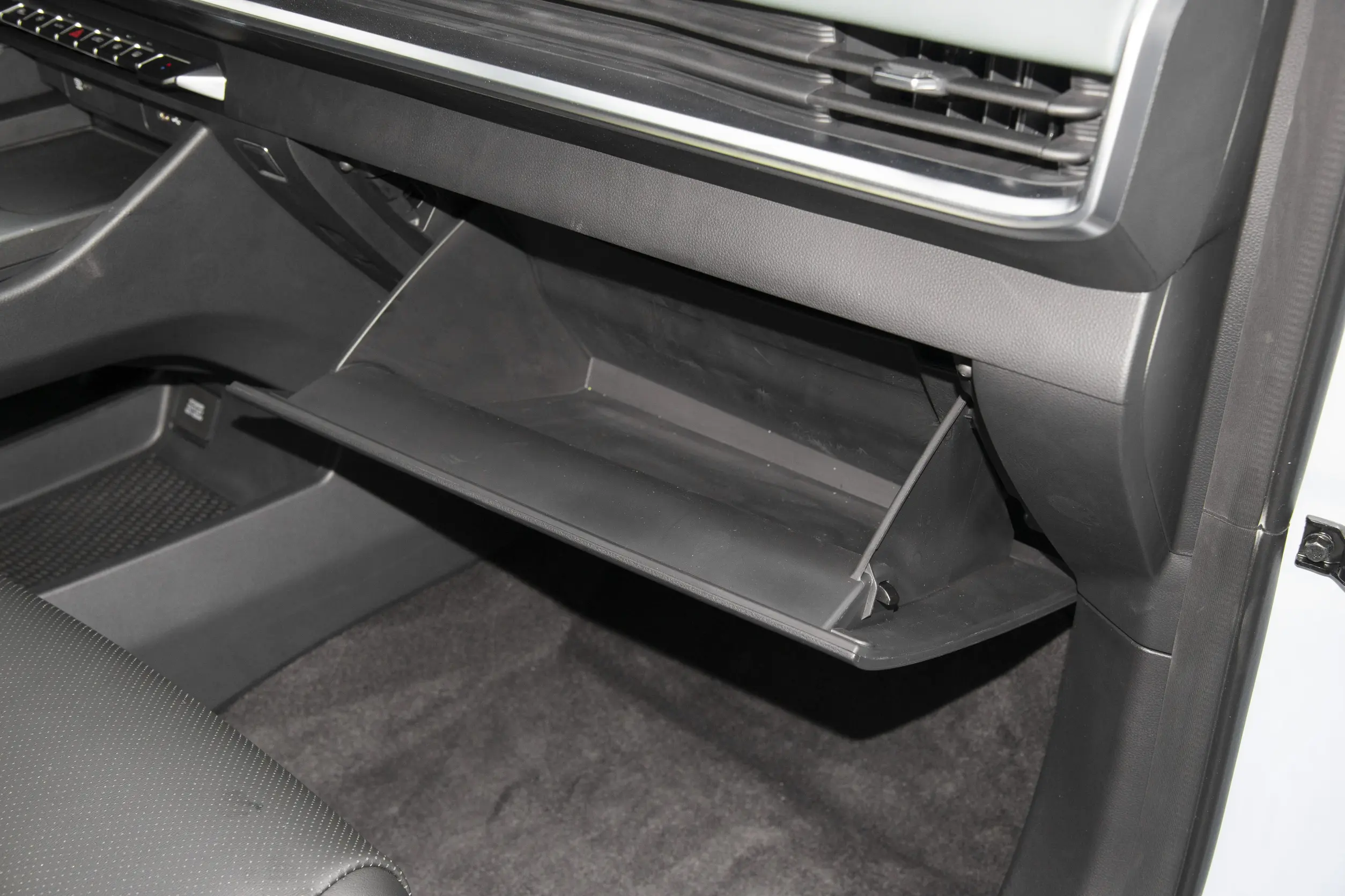 Radar RD6 2024 interior-4