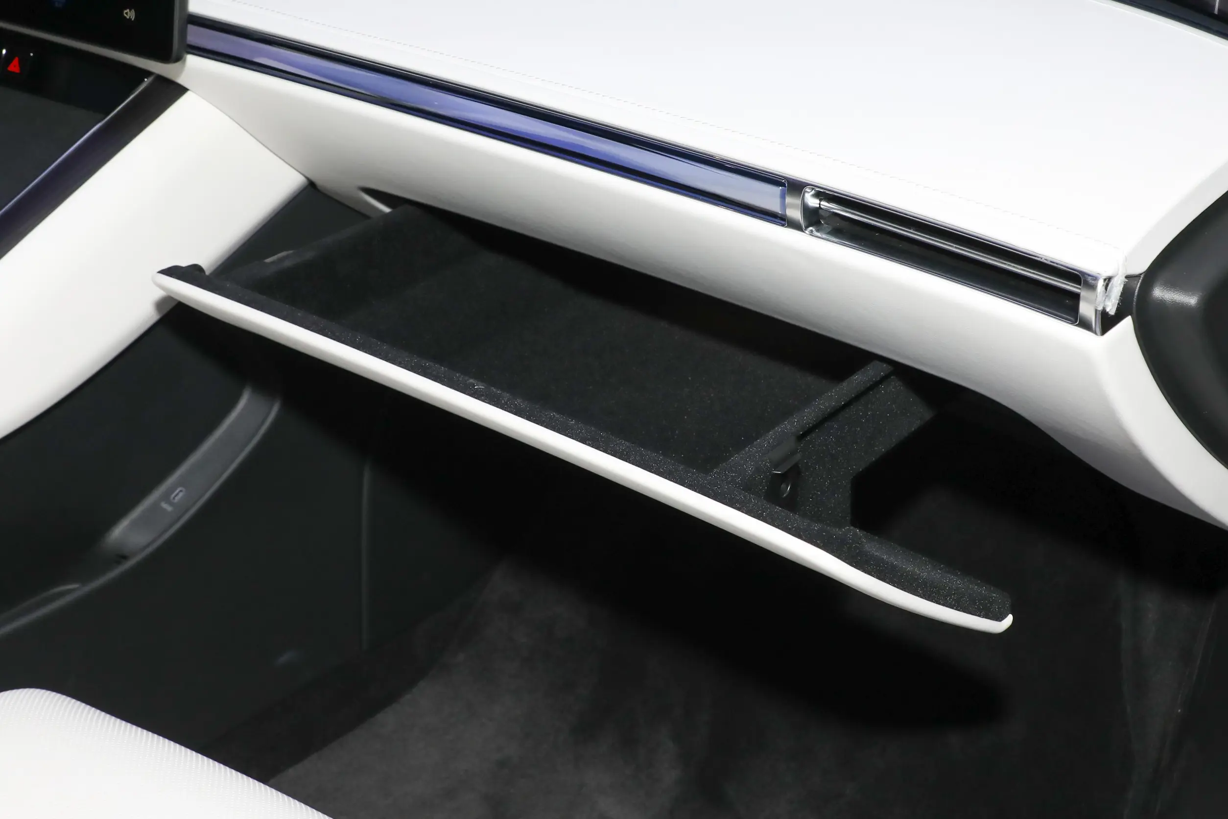 Stelato S9 2024 interior-4