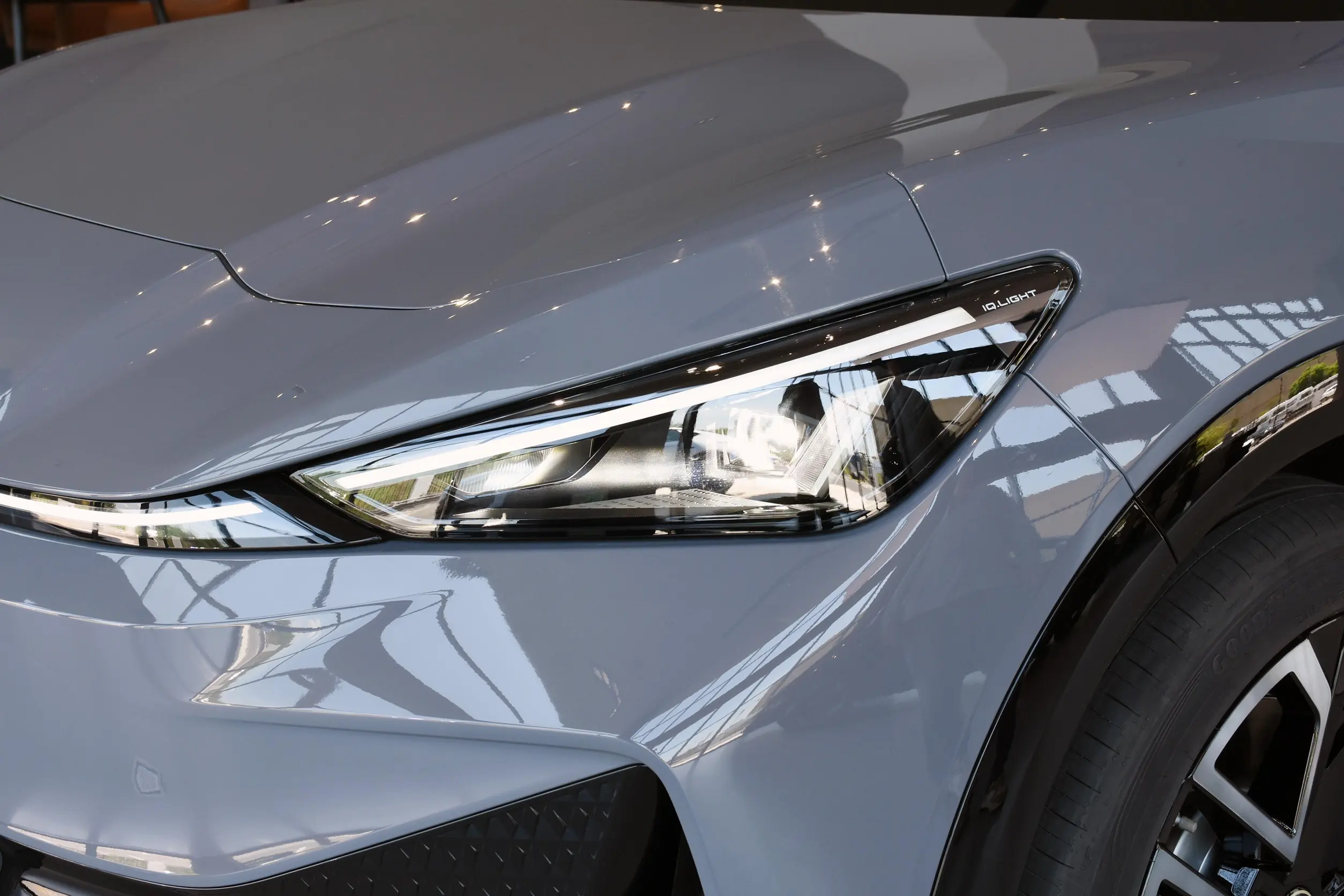 Volkswagen ID. UNYX 2024 picture-6