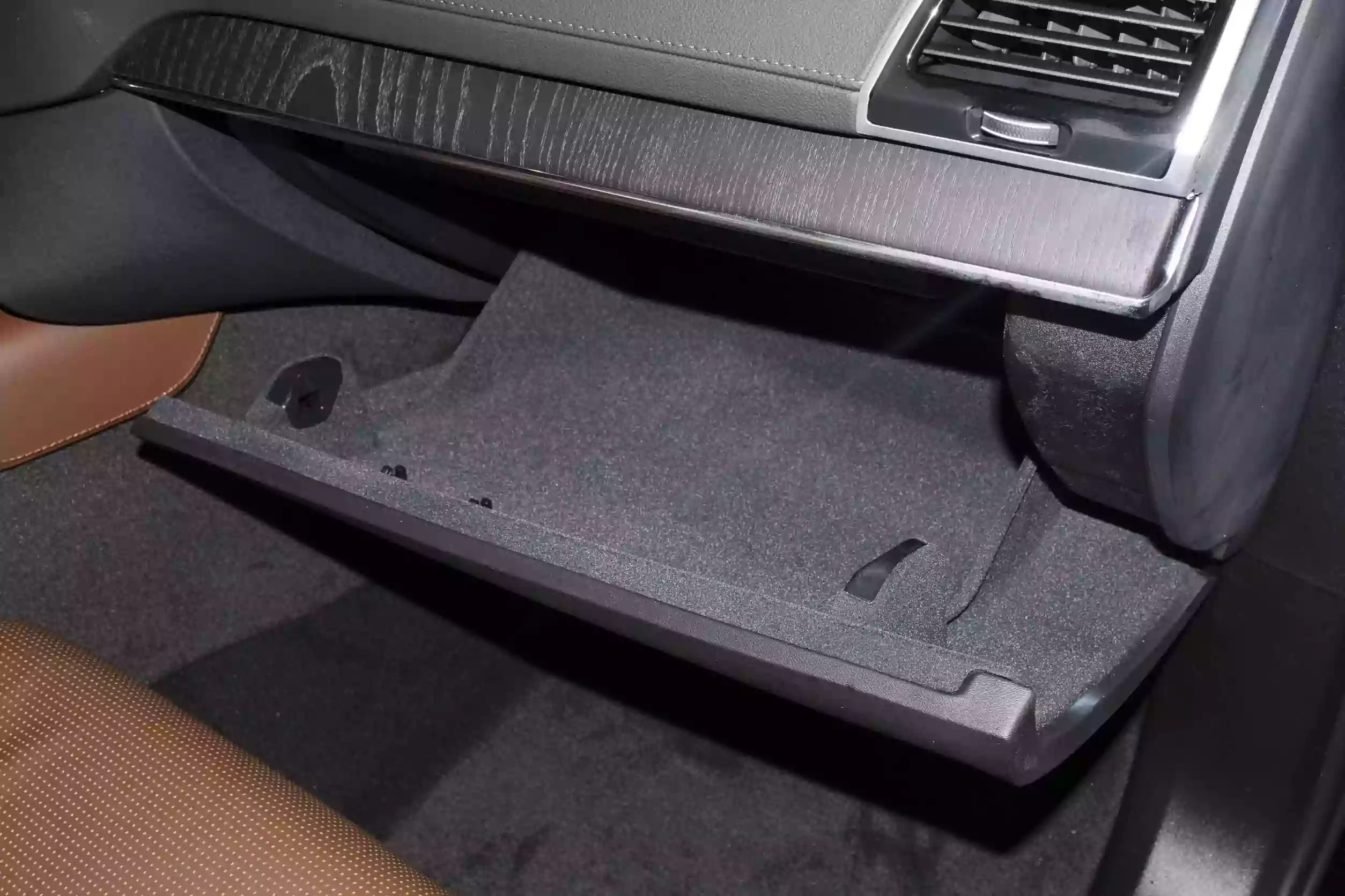 Volvo XC90 2024 interior-4