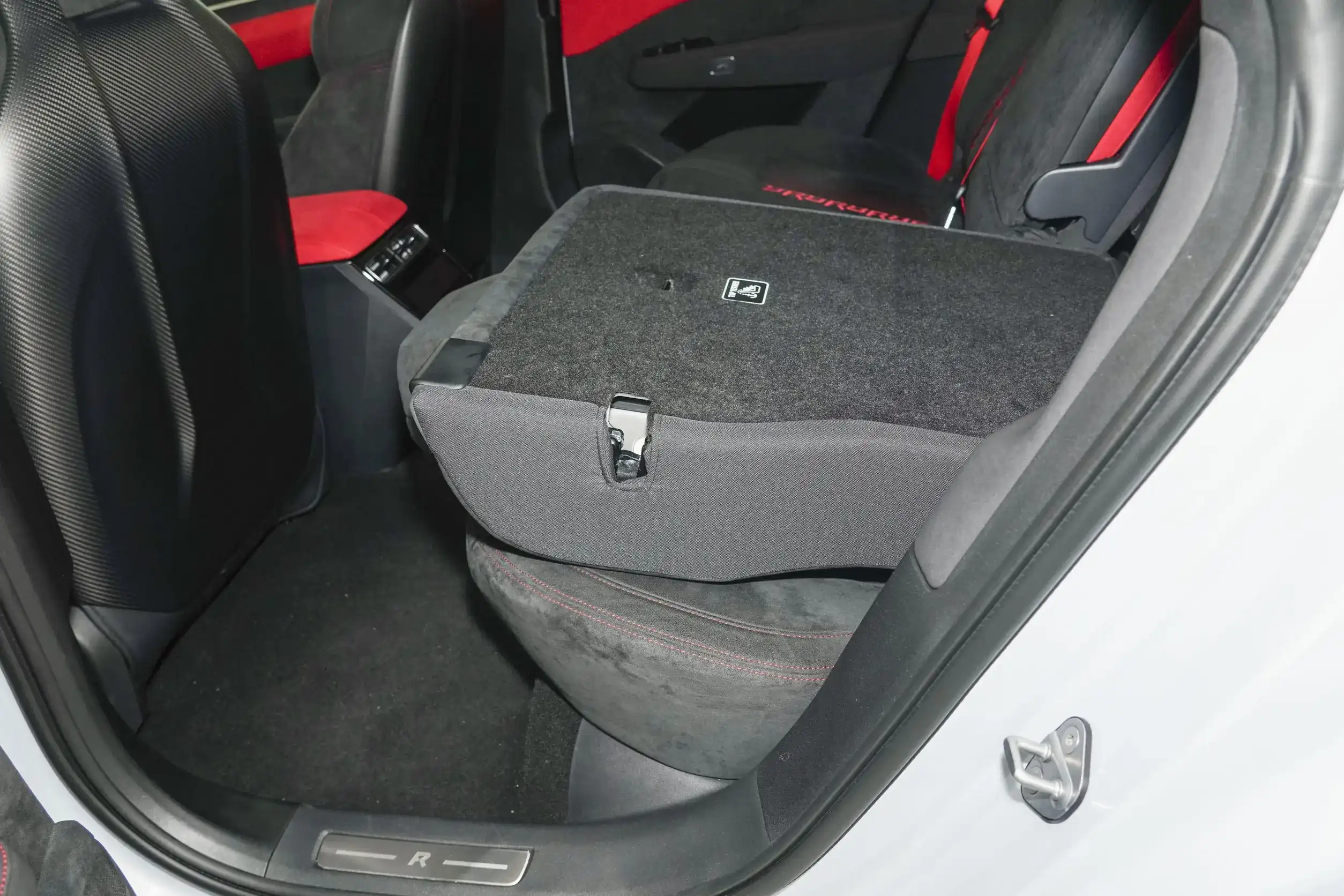 ZEEKR 001 FR picture (10)