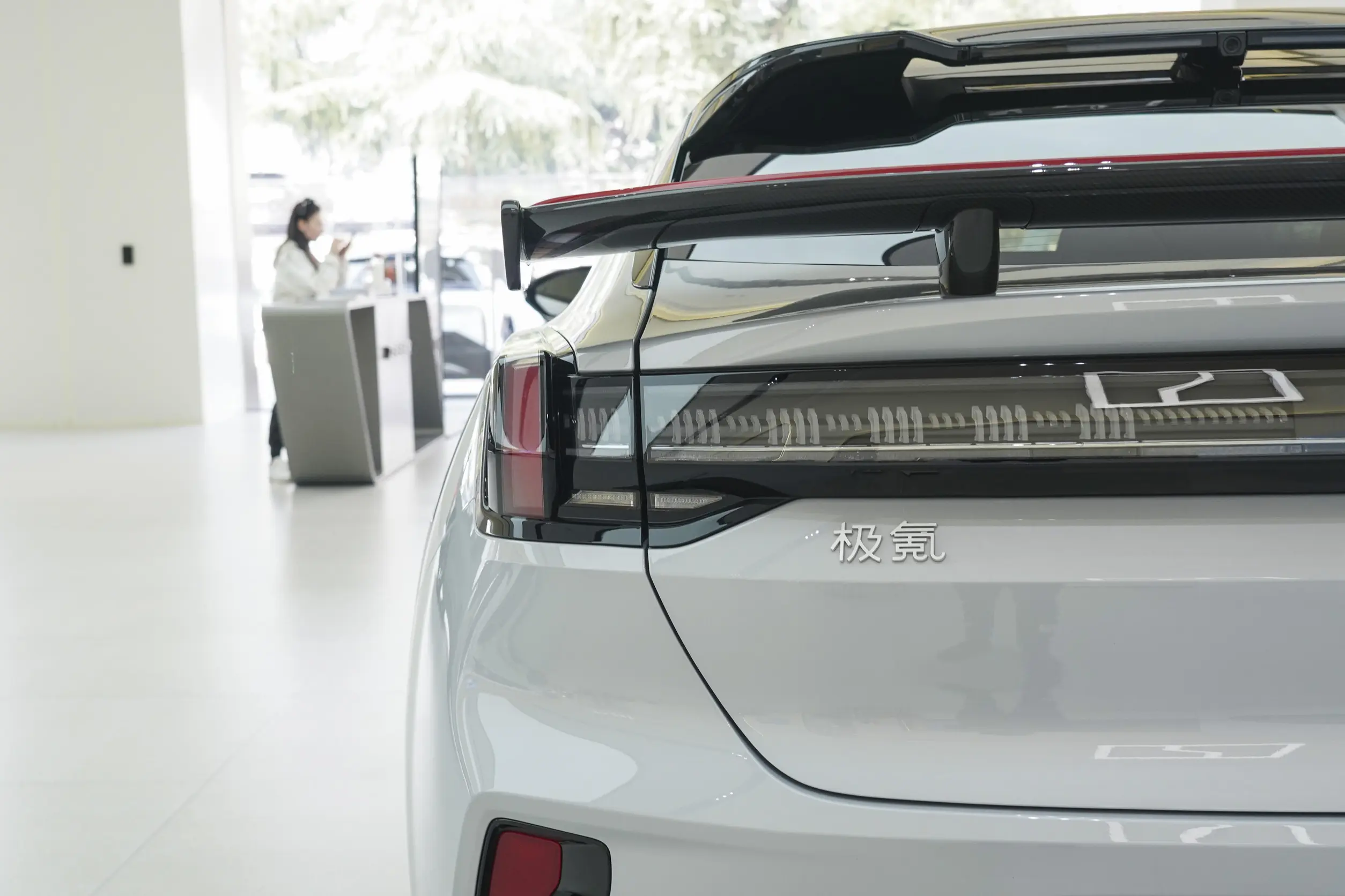 ZEEKR 001 FR picture (5)