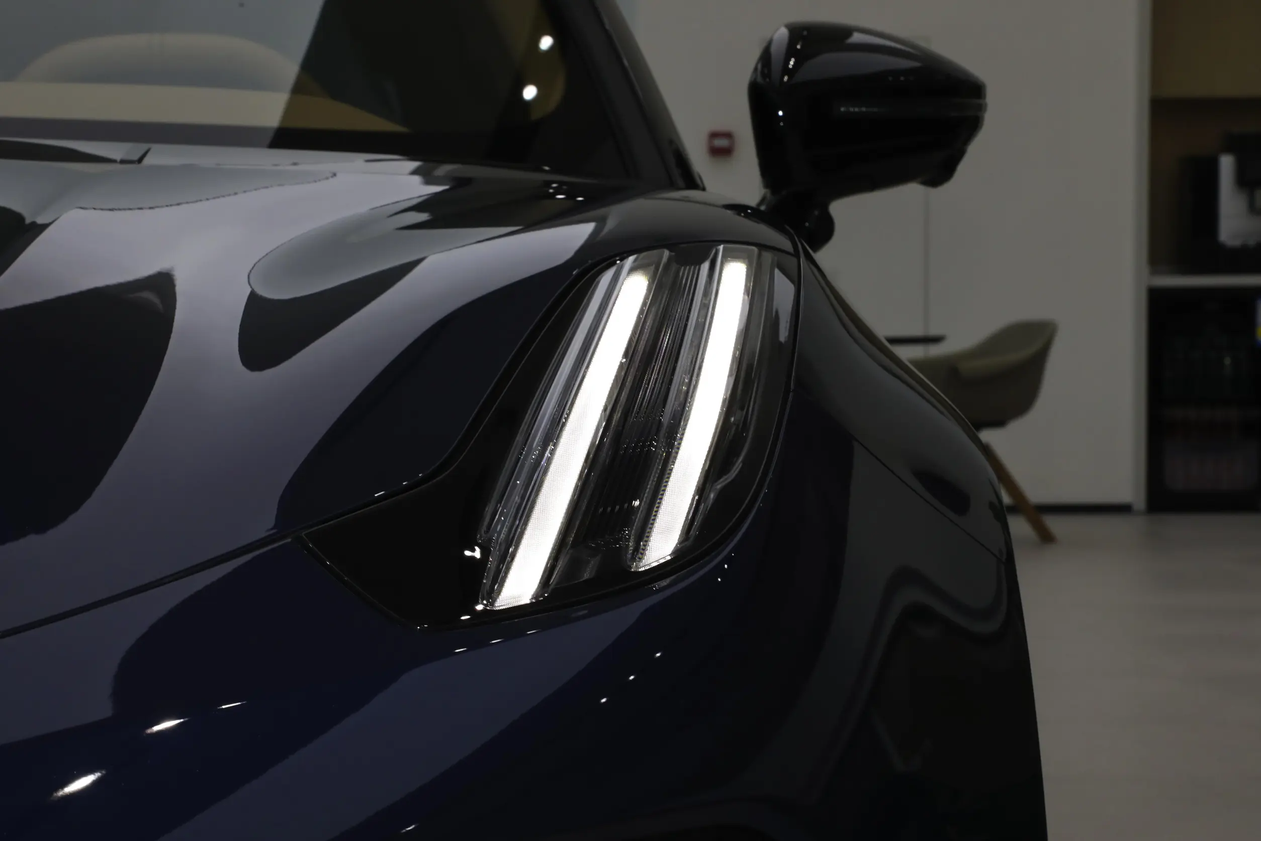 ZEEKR 001 picture (14)