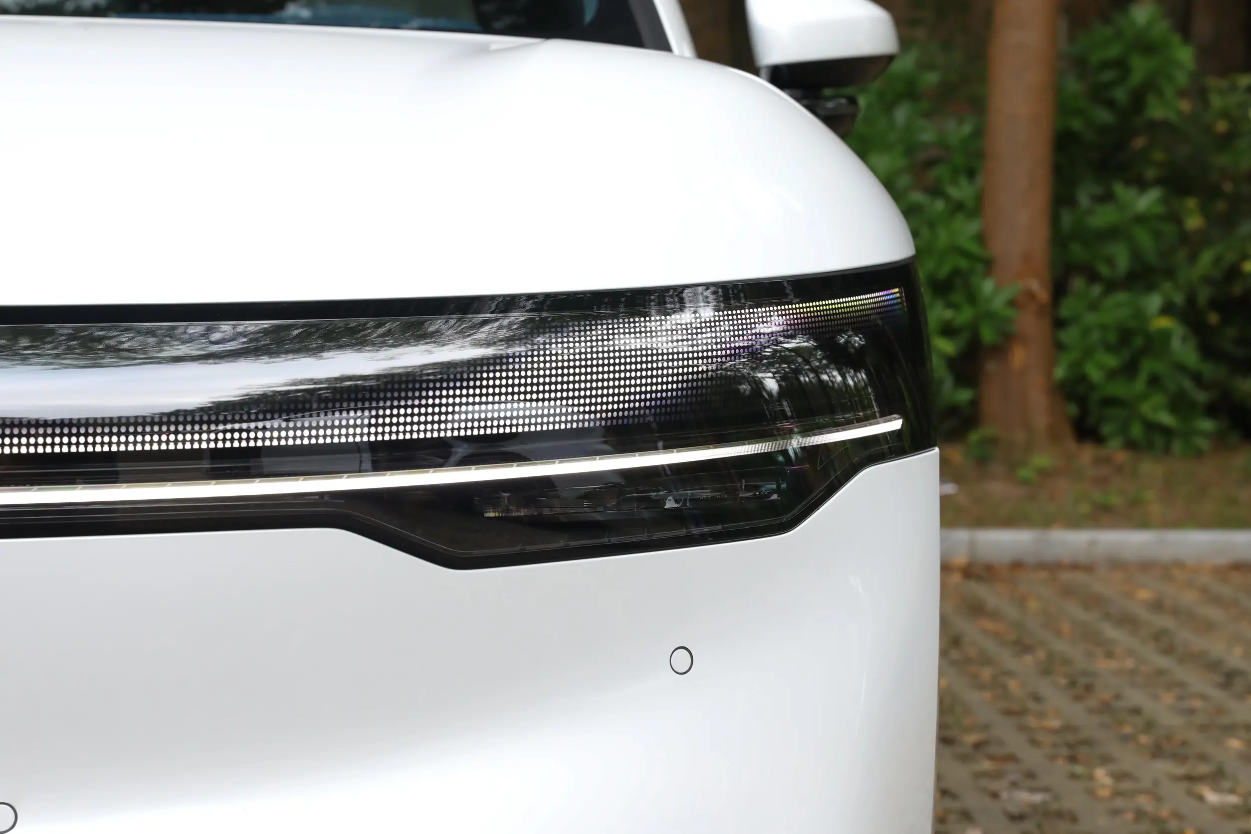 ZEEKR 007 picture (9)