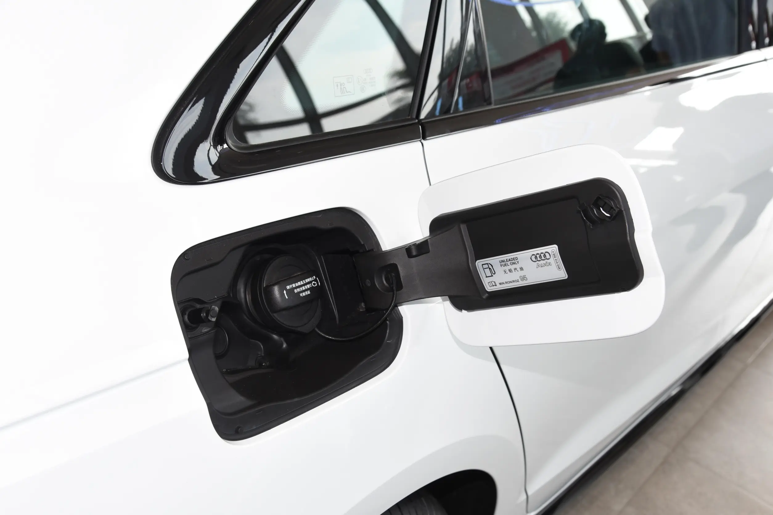 Audi A4L picture (7)