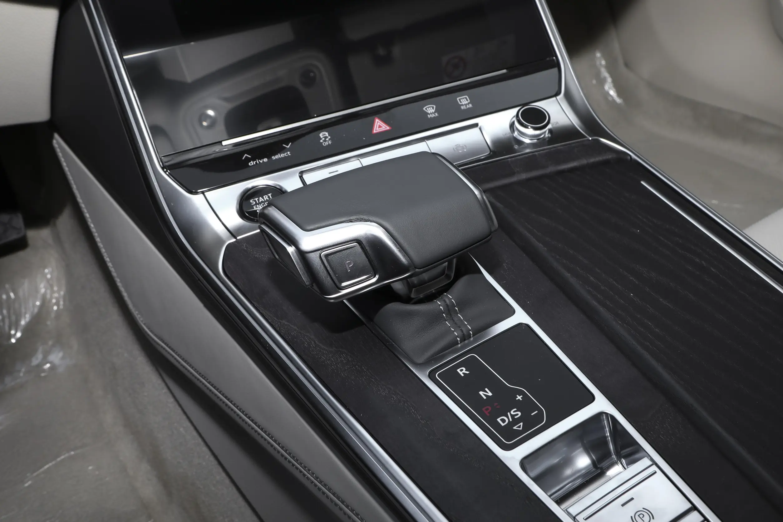 Audi A6L picture (2)