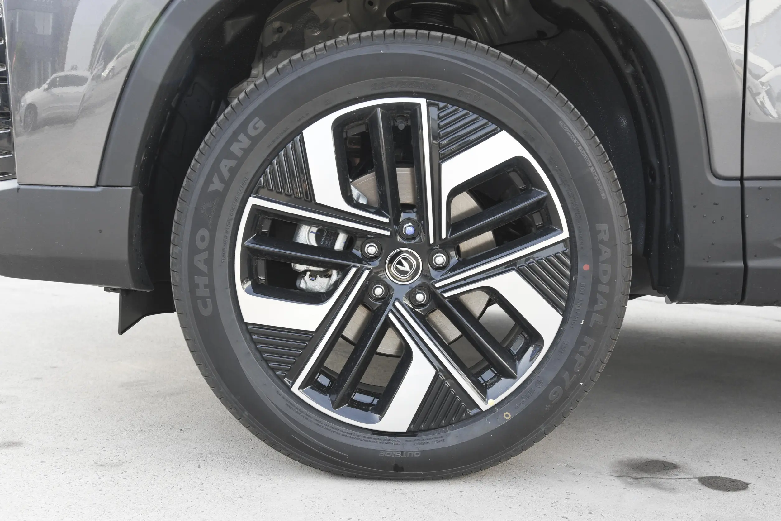 Changan CS75 picture (10)