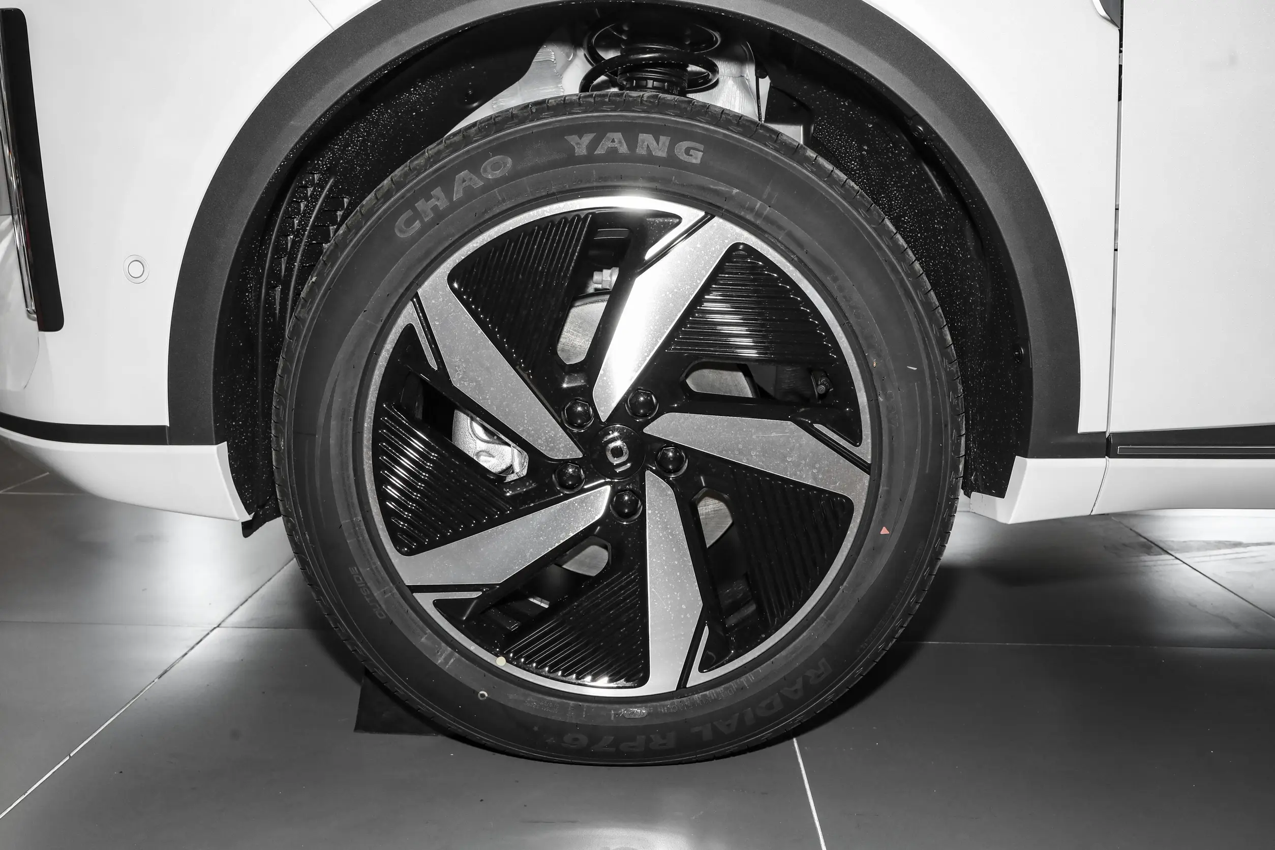 Changan NEVO Q05 picture (11)