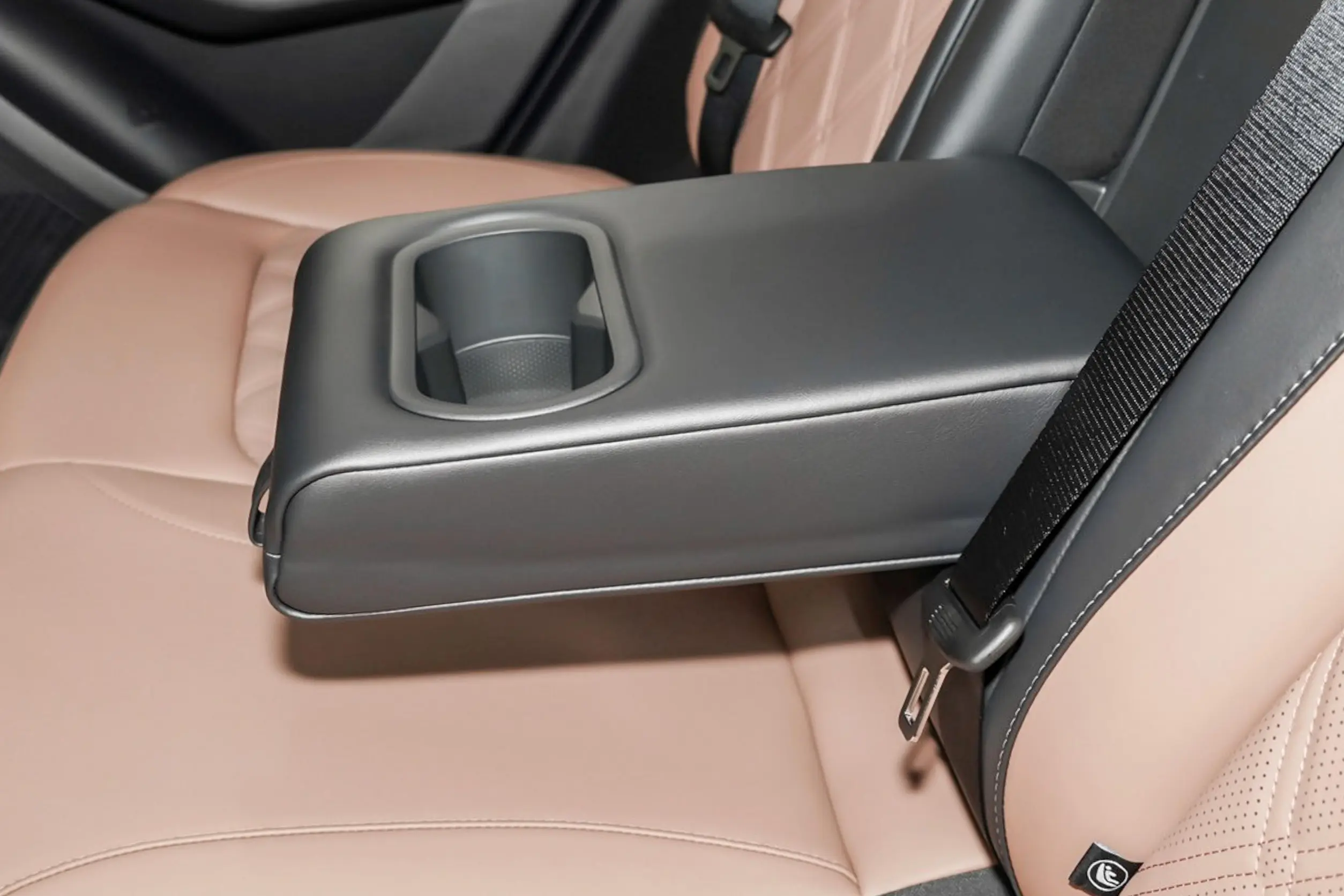 Changan NEVO Q05 picture (5)