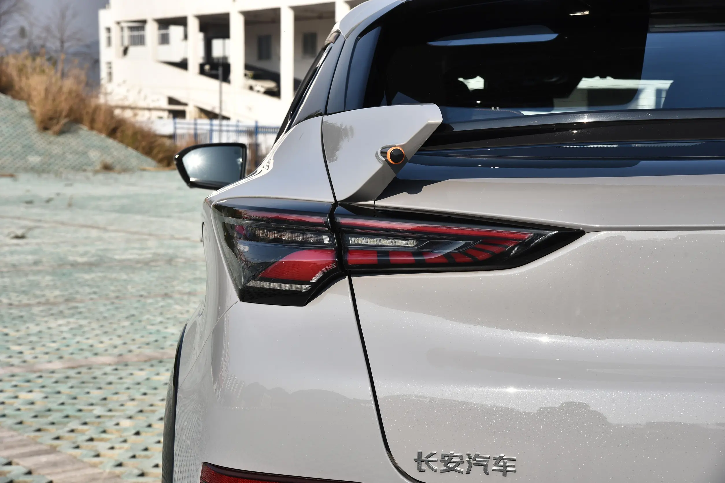 Changan UNI-T picture (11)