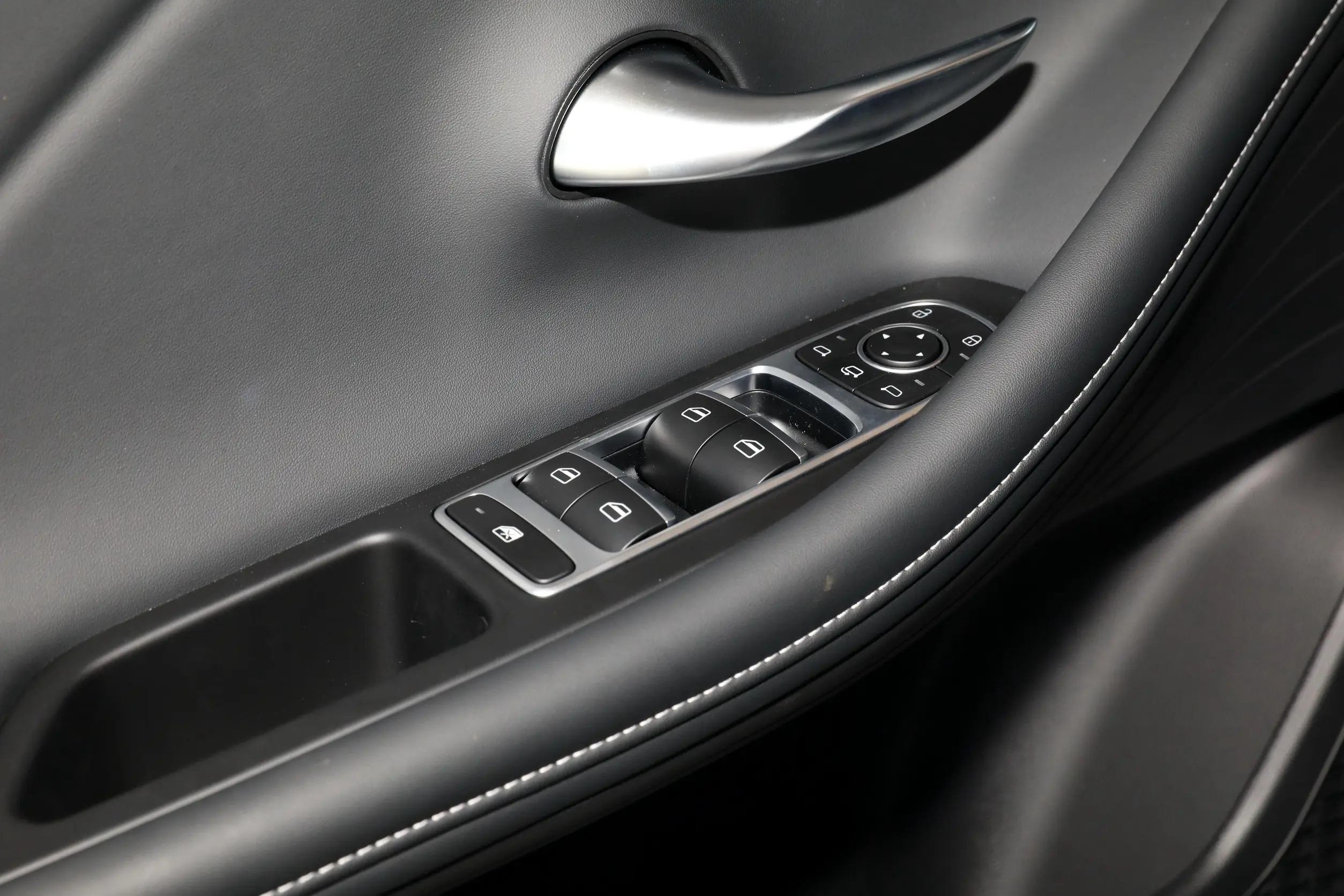 Chery ARRIZO 8 picture (8)