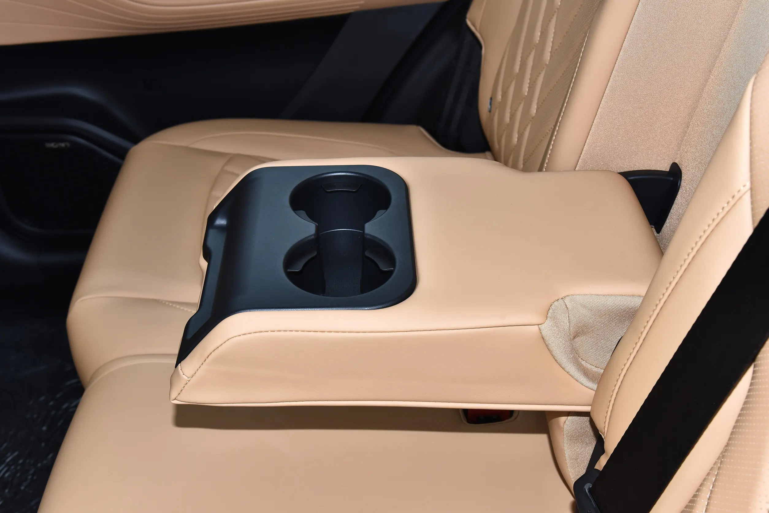 Chery Tiggo 8 PRO picture (4)