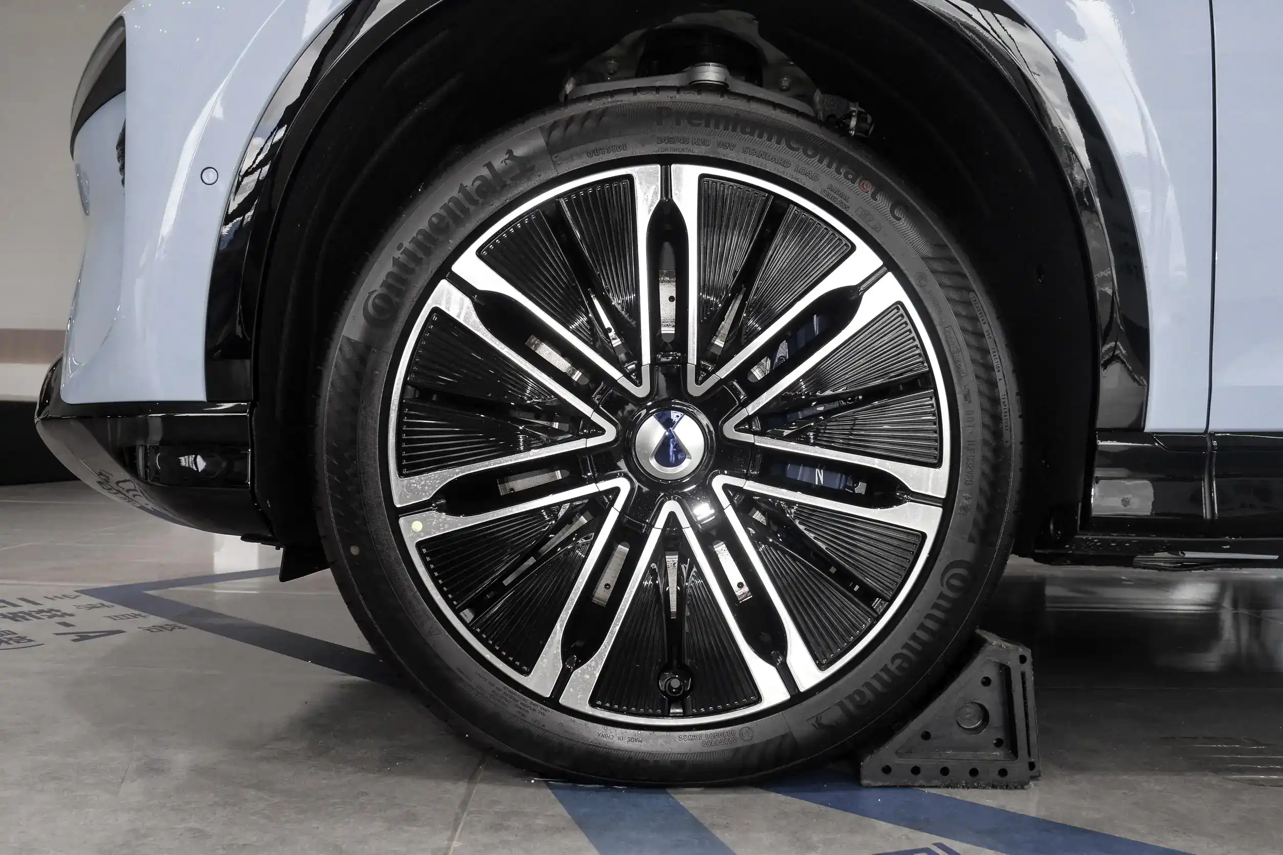 Denza N7 picture- 2024 (15)