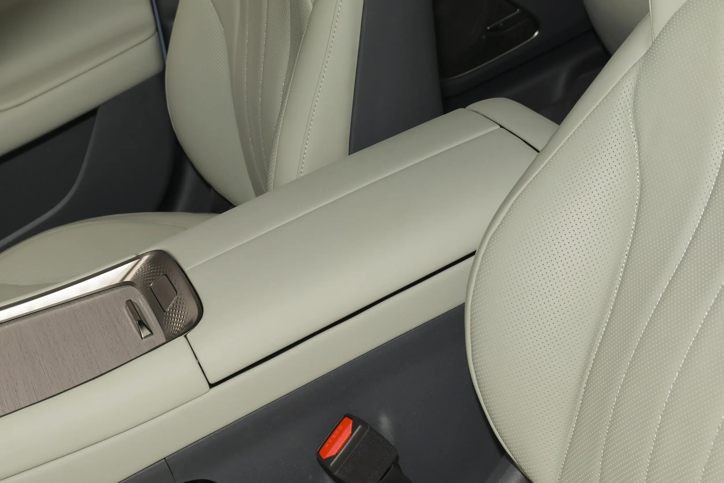 EXEED Sterra ES picture (7)