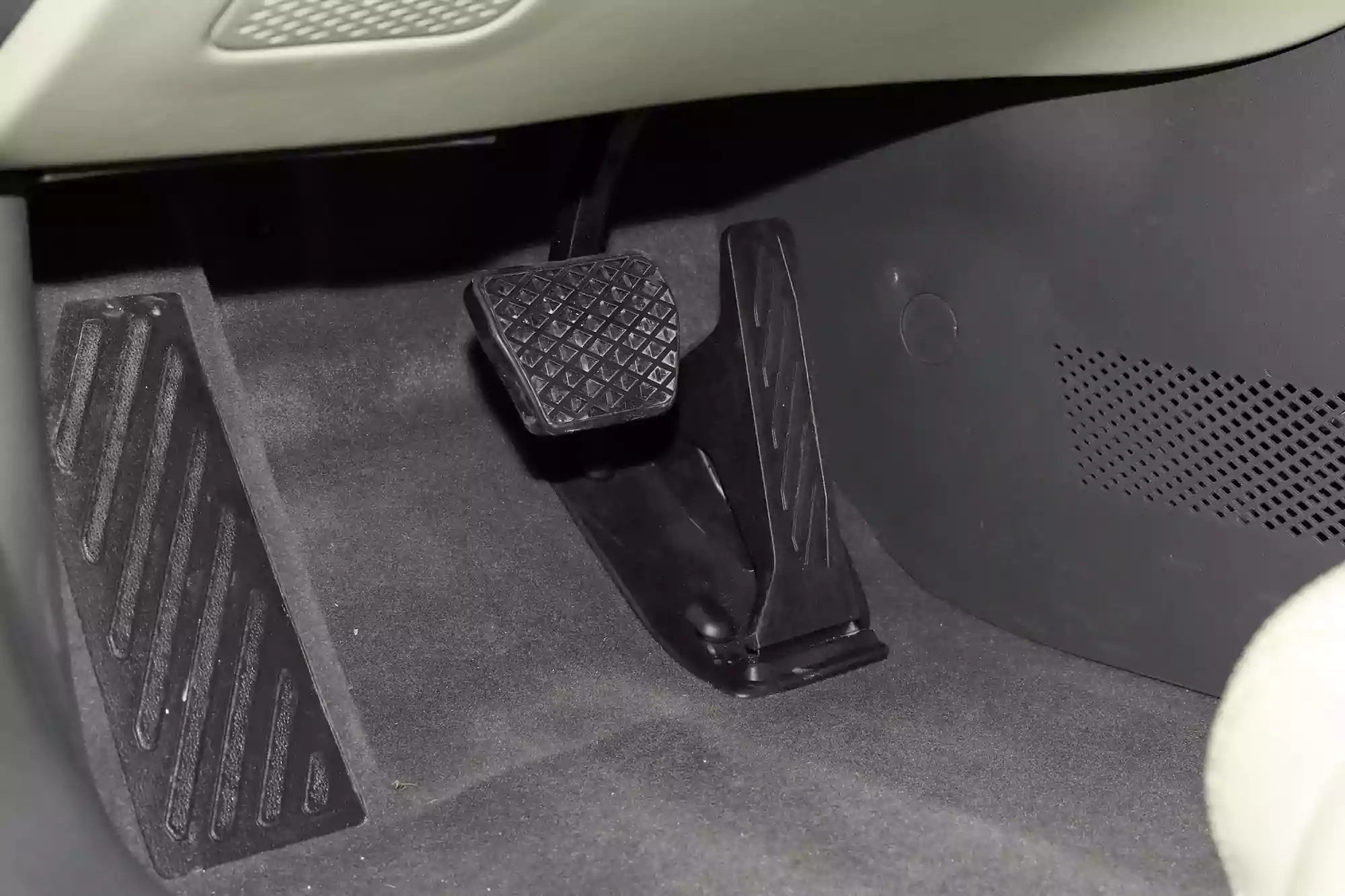 EXEED Sterra ES picture (9)