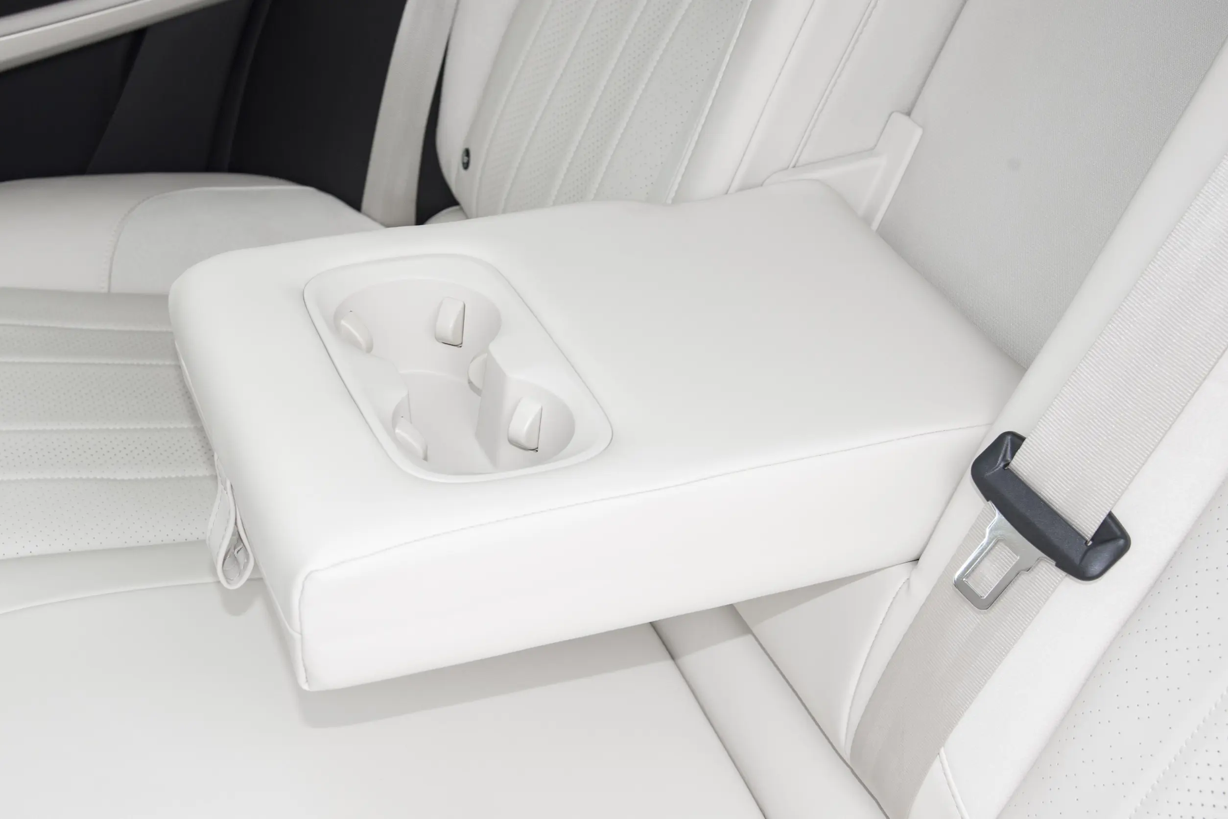 EXEED TXL picture (13)